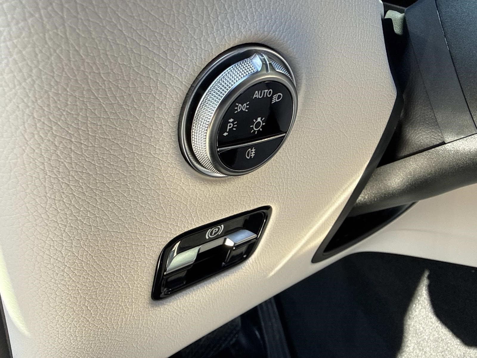 2026 MERCEDES-BENZ GLC-CLASS - Image 31