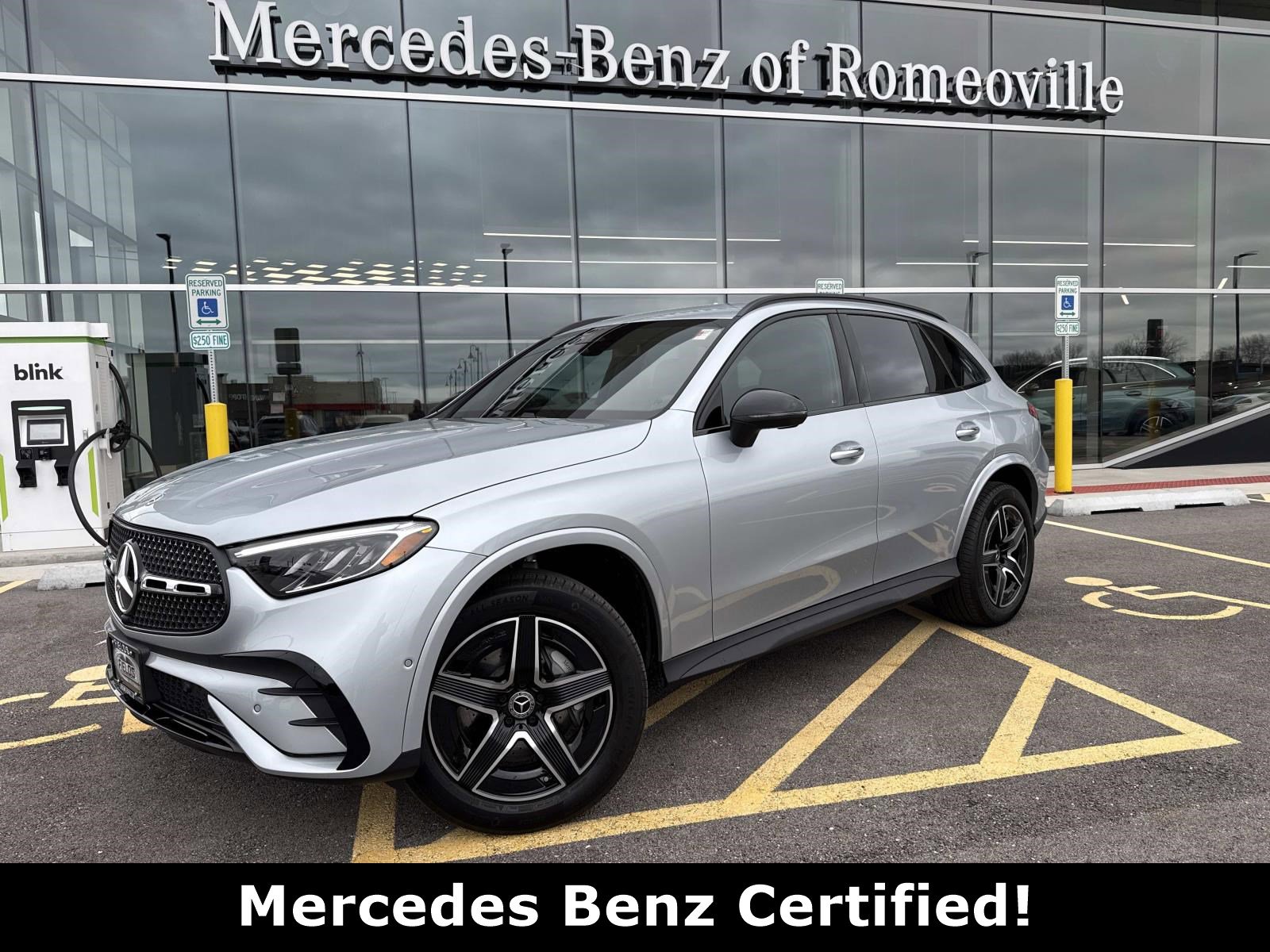 2025 Mercedes-Benz GLC GLC 300 4MATIC's photo