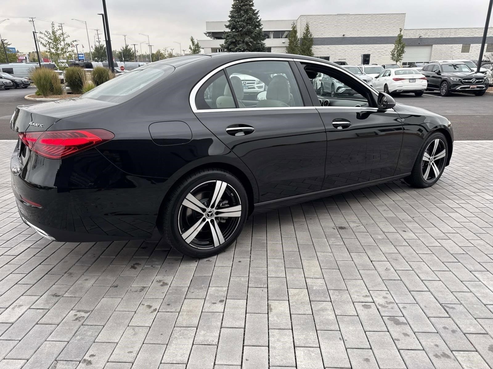 2025 MERCEDES-BENZ C-CLASS - Image 6