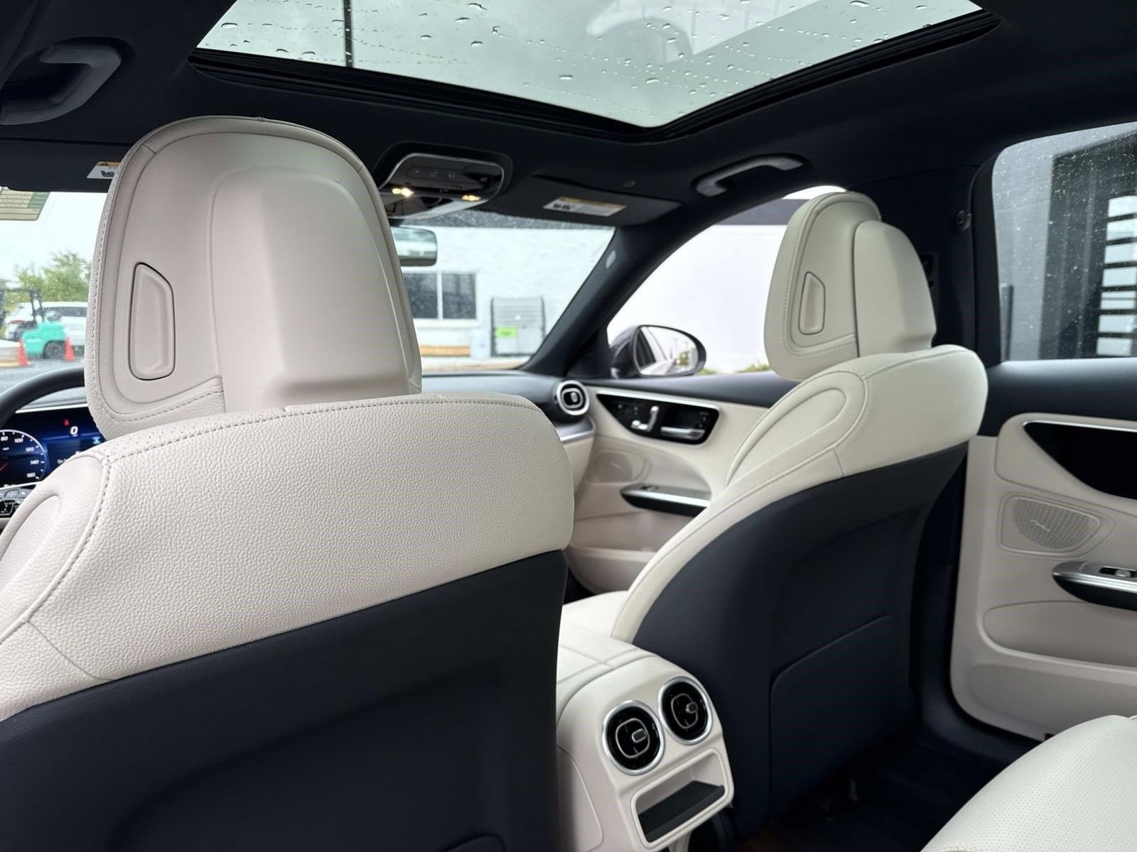 2025 MERCEDES-BENZ C-CLASS - Image 21