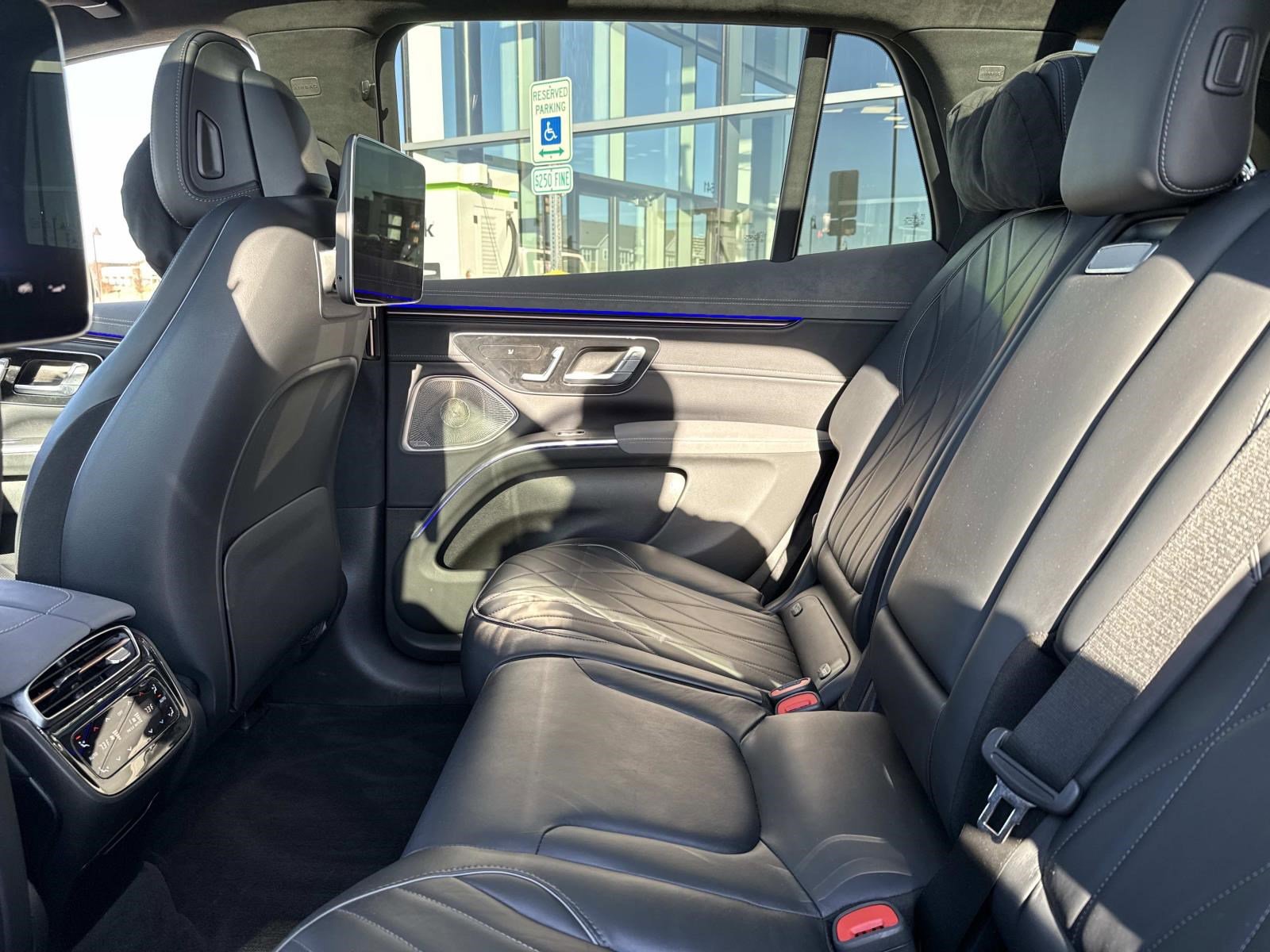 2023 MERCEDES-BENZ EQS-CLASS SUV - Image 18