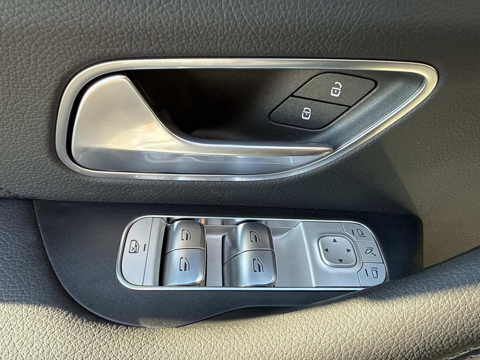 2026 MERCEDES-BENZ GLE-CLASS - Image 24