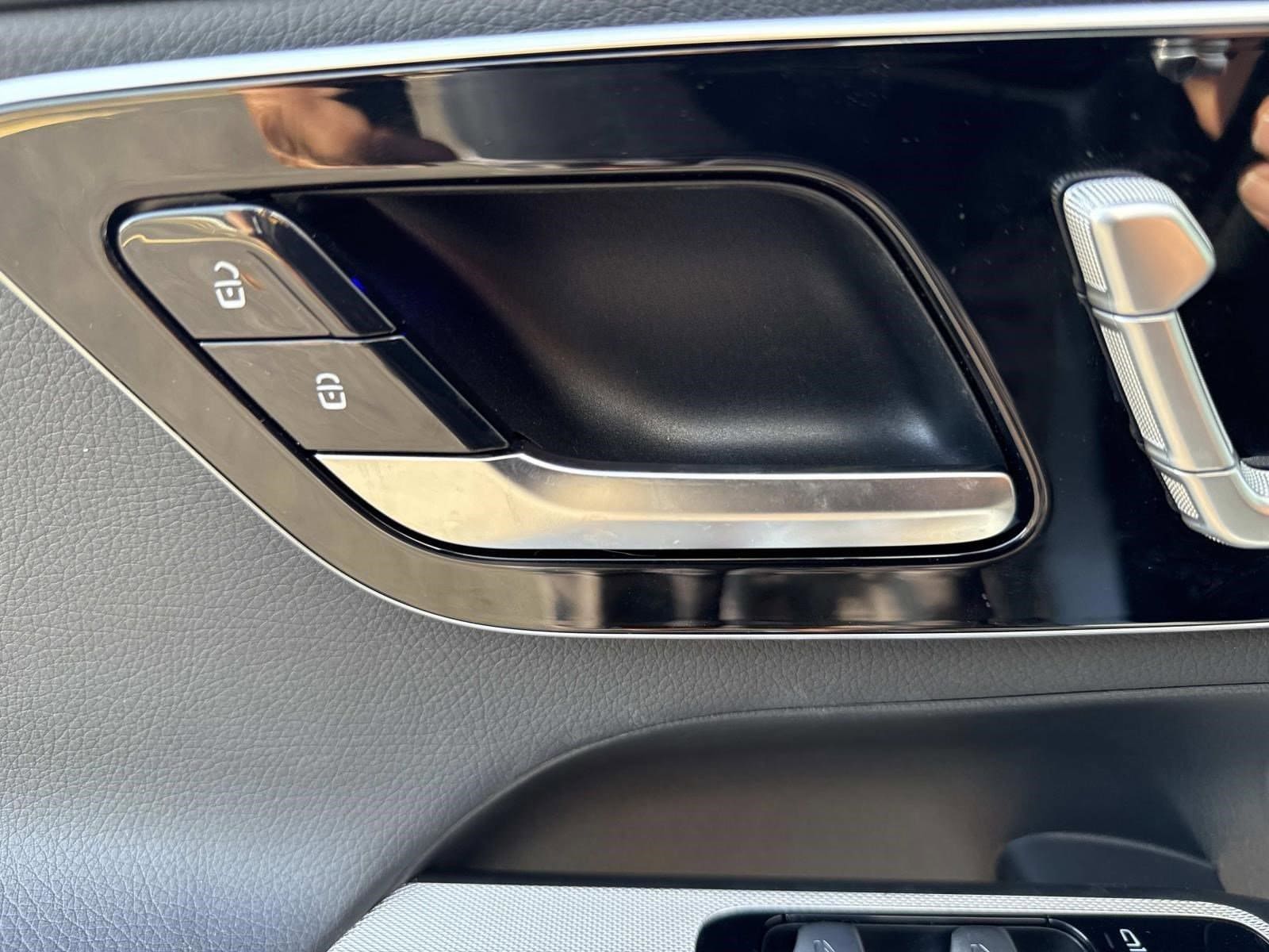 2025 MERCEDES-BENZ GLC-CLASS - Image 22