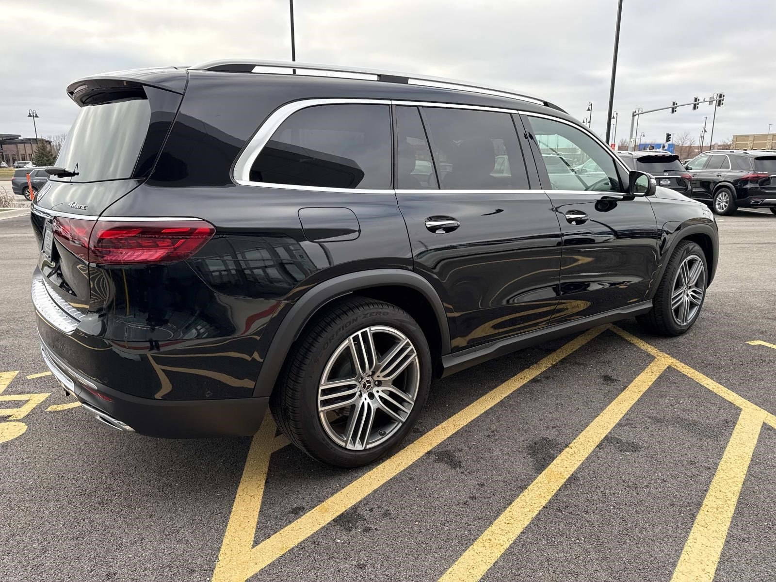 2025 MERCEDES-BENZ GLS-CLASS - Image 7