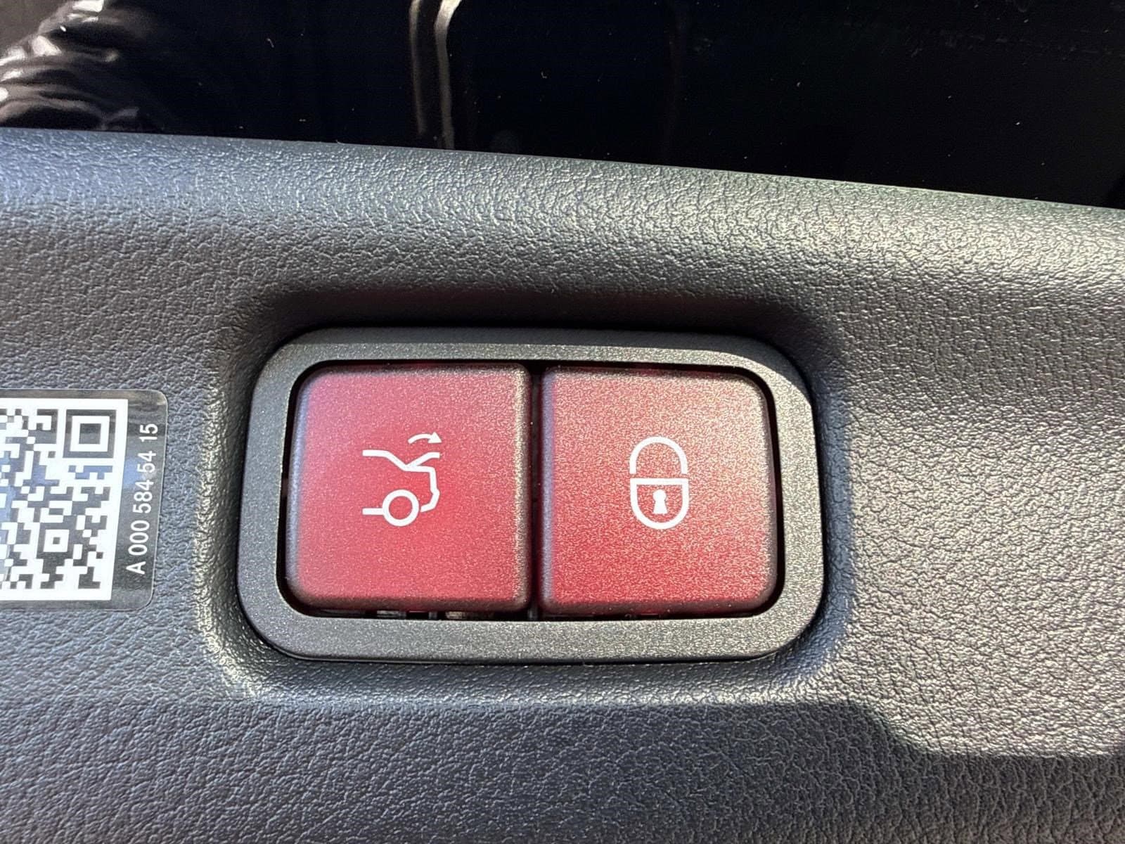 2026 MERCEDES-BENZ C-CLASS - Image 10