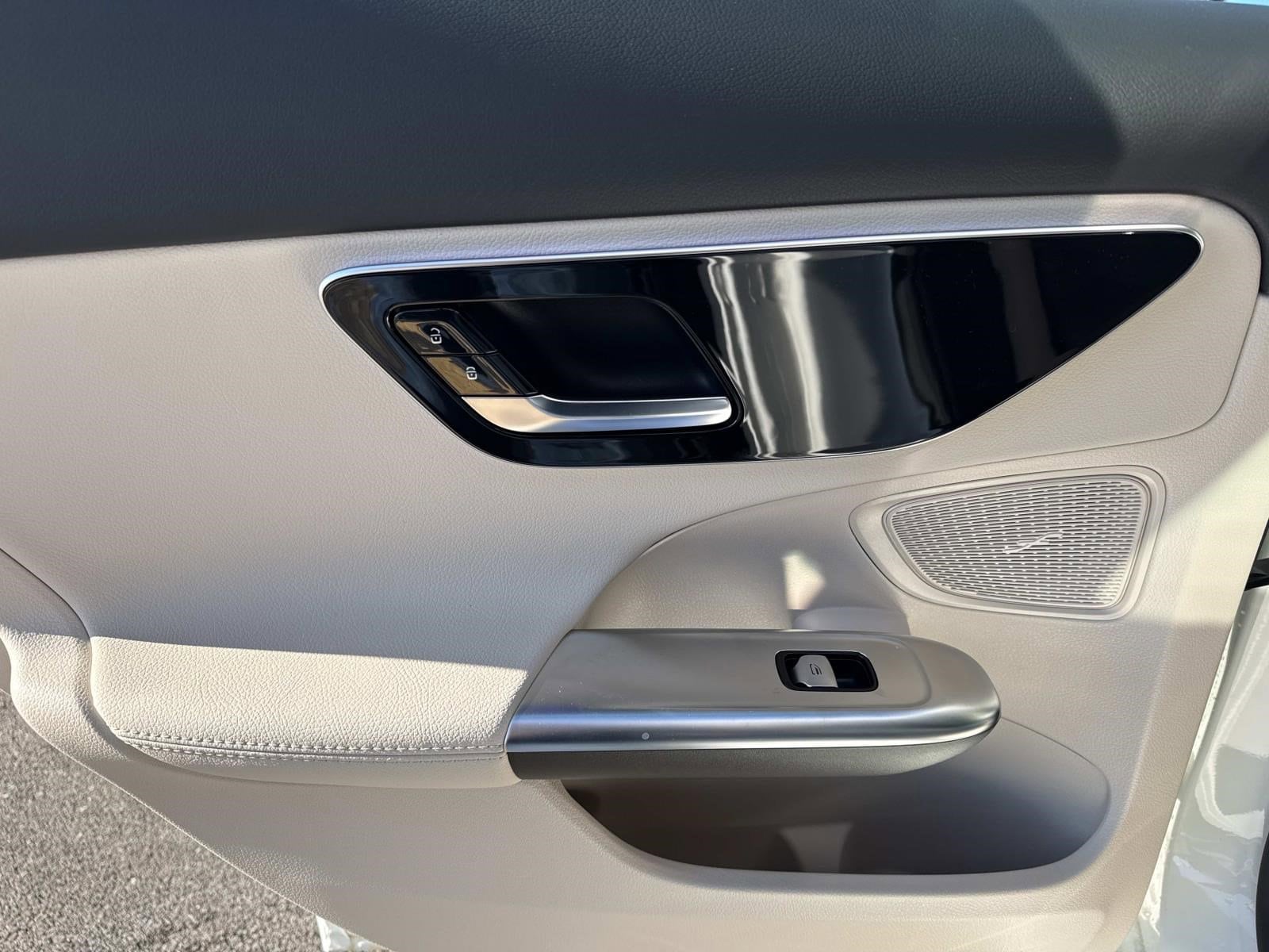 2026 MERCEDES-BENZ C-CLASS - Image 14