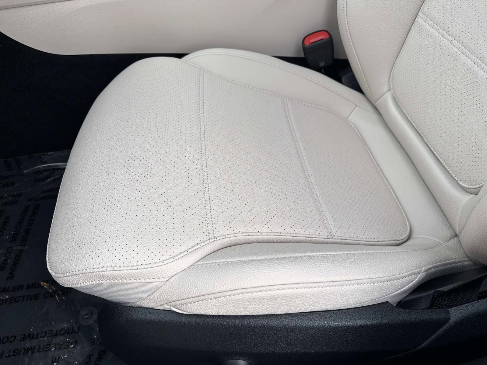 2025 MERCEDES-BENZ C-CLASS - Image 25