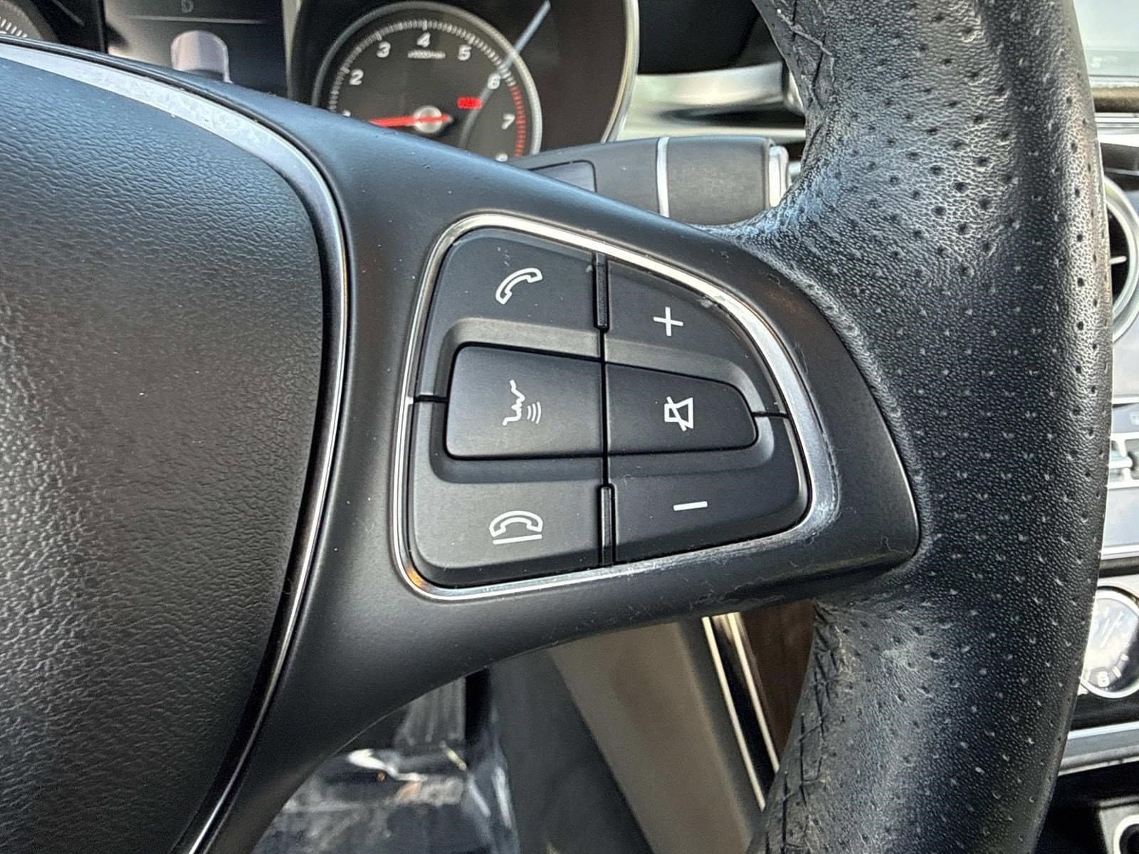 2018 MERCEDES-BENZ C-CLASS - Image 31