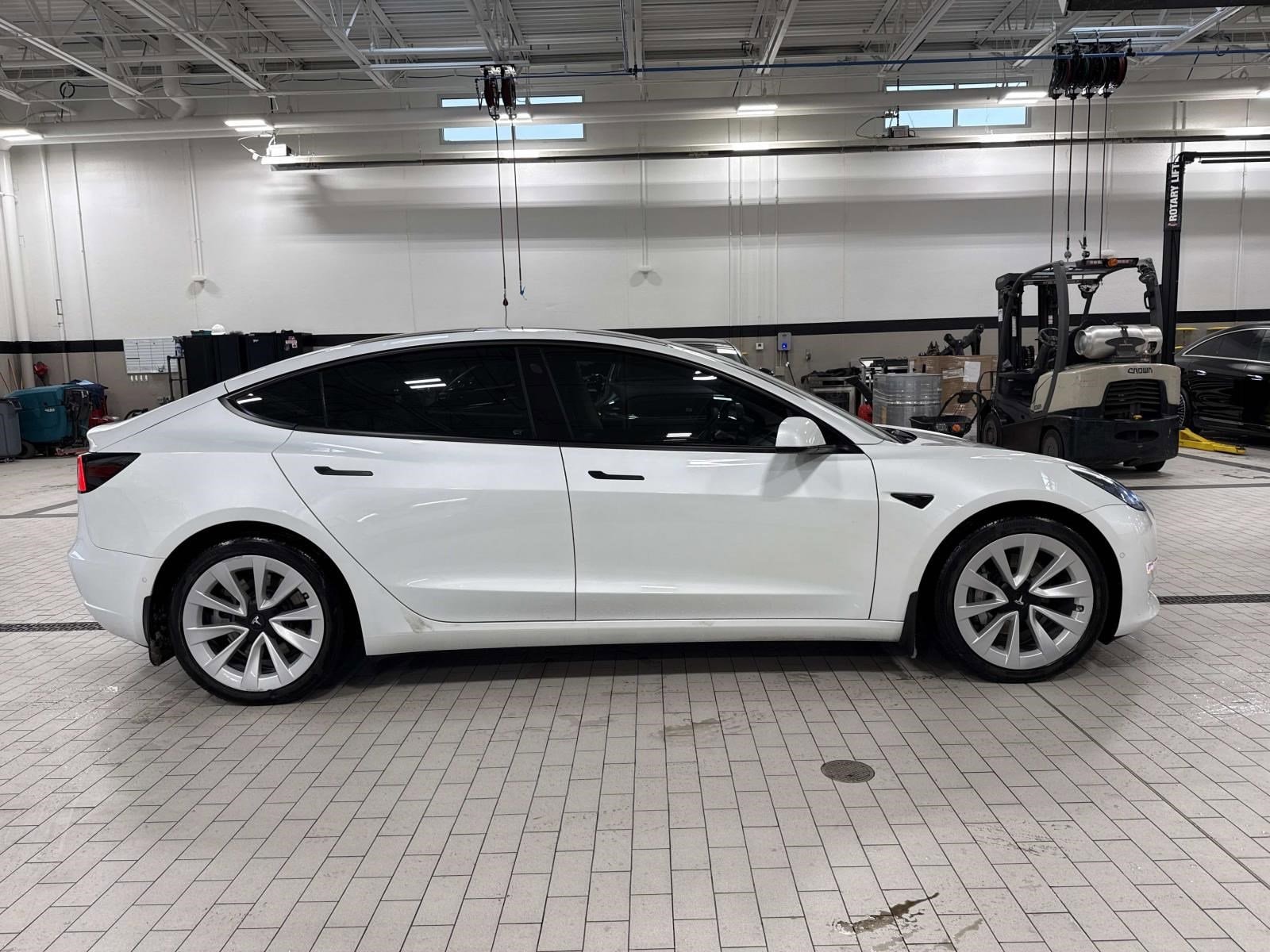 2022 TESLA MODEL 3 - Image 5