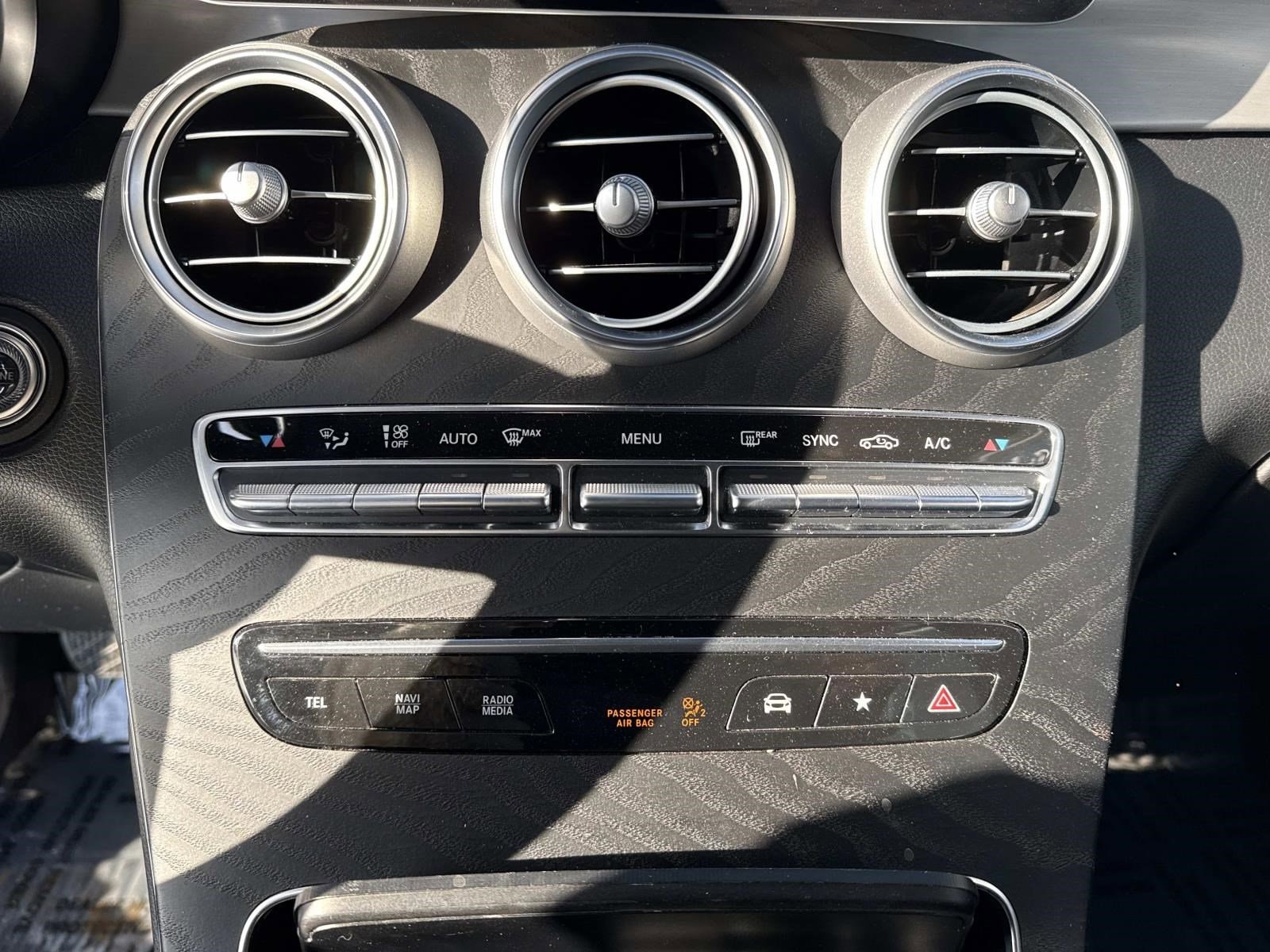 2021 MERCEDES-BENZ GLC-CLASS - Image 32