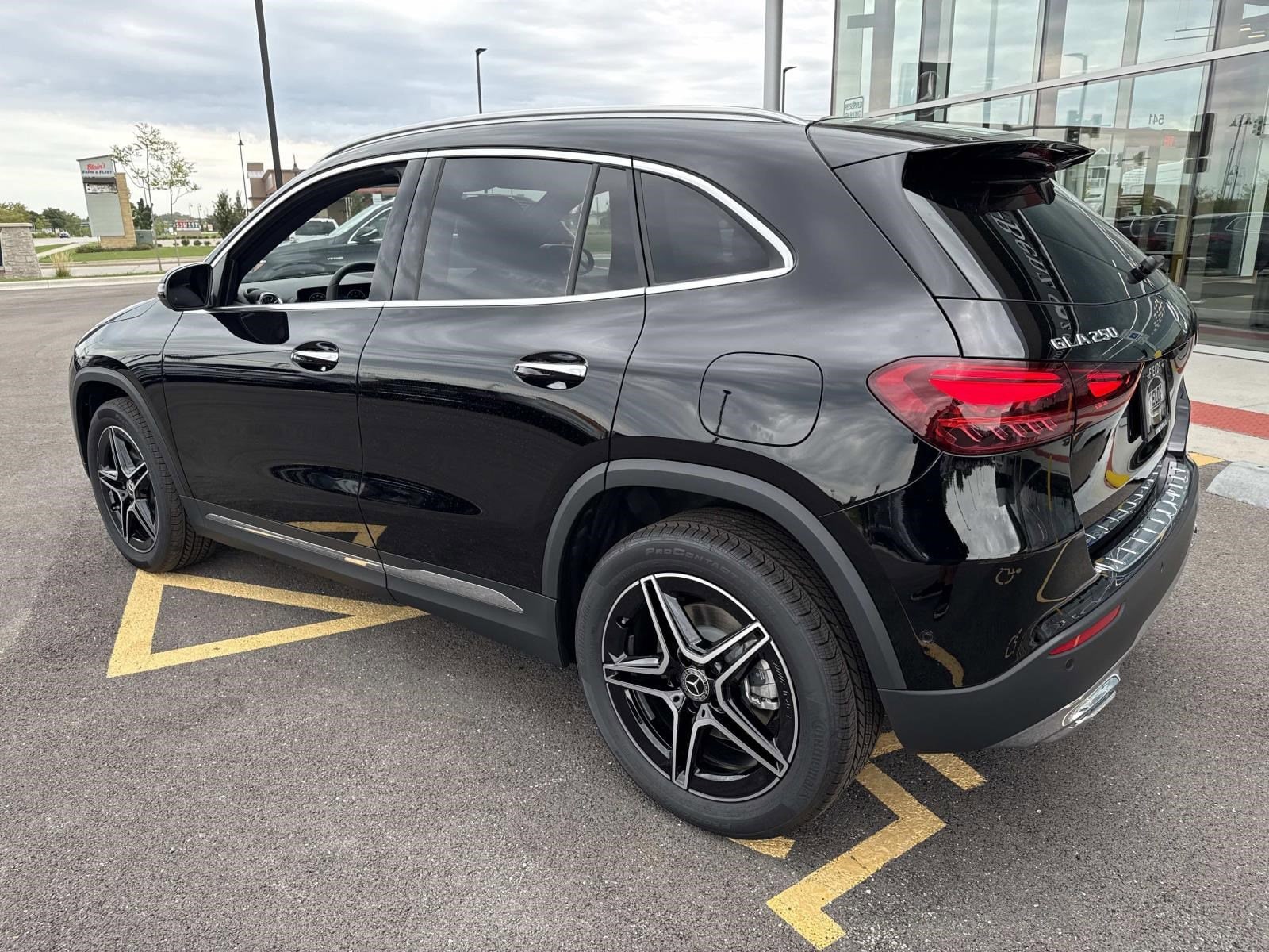 2026 MERCEDES-BENZ GLA-CLASS - Image 9
