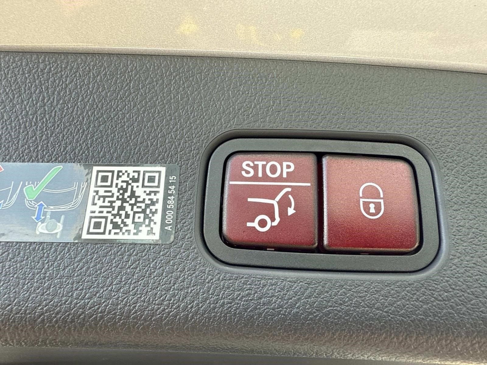 2025 MERCEDES-BENZ GLC-CLASS - Image 13