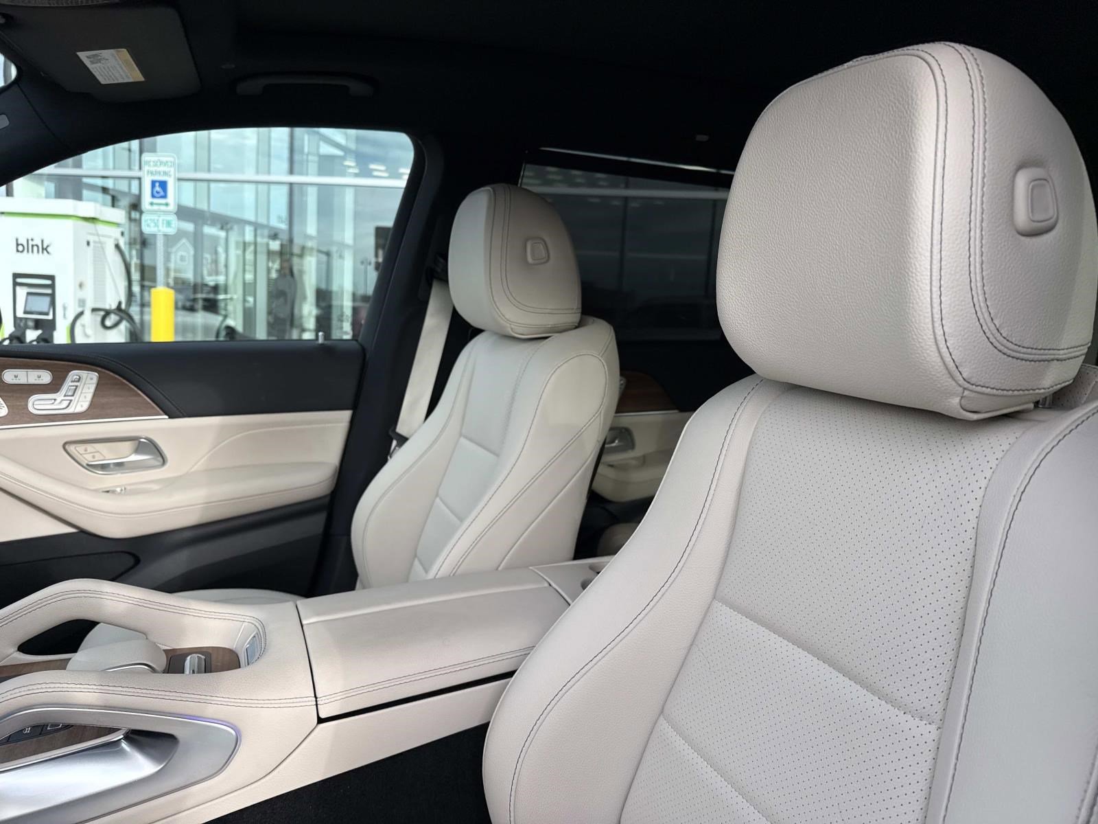 2025 MERCEDES-BENZ GLS-CLASS - Image 32