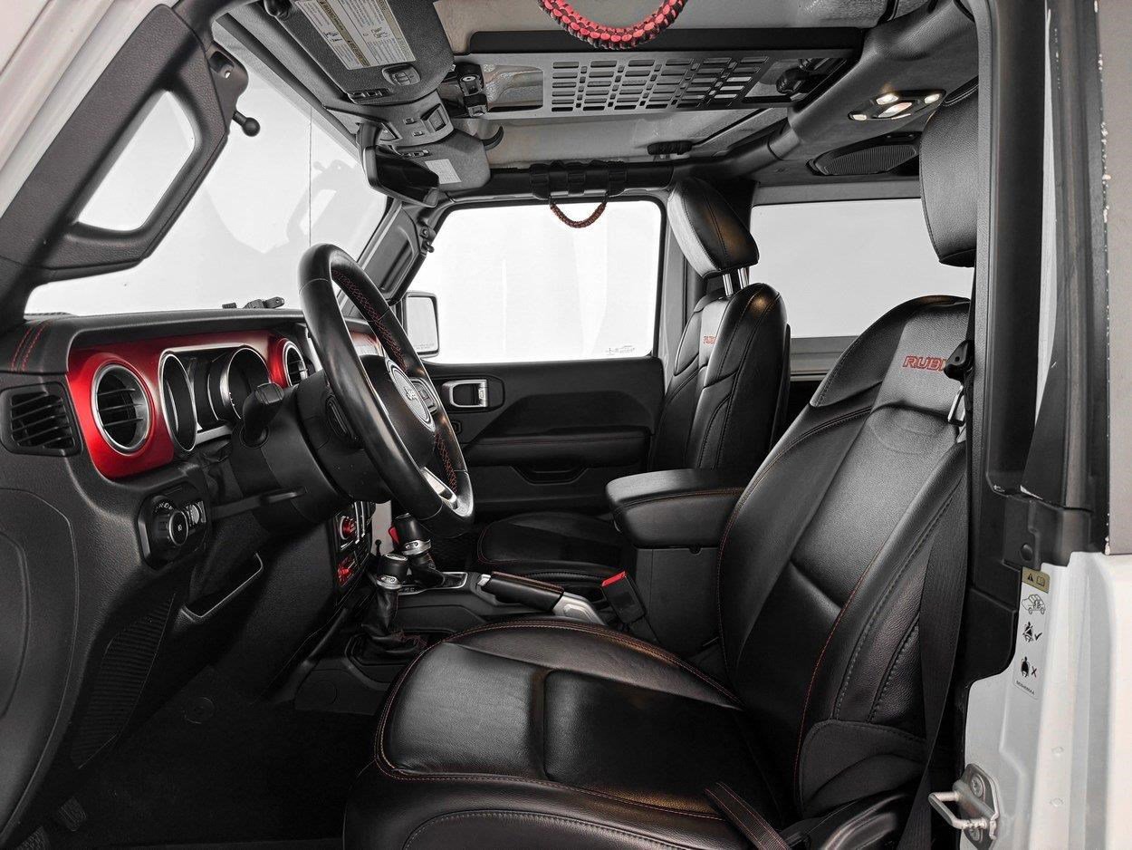 2020 JEEP WRANGLER - Image 11