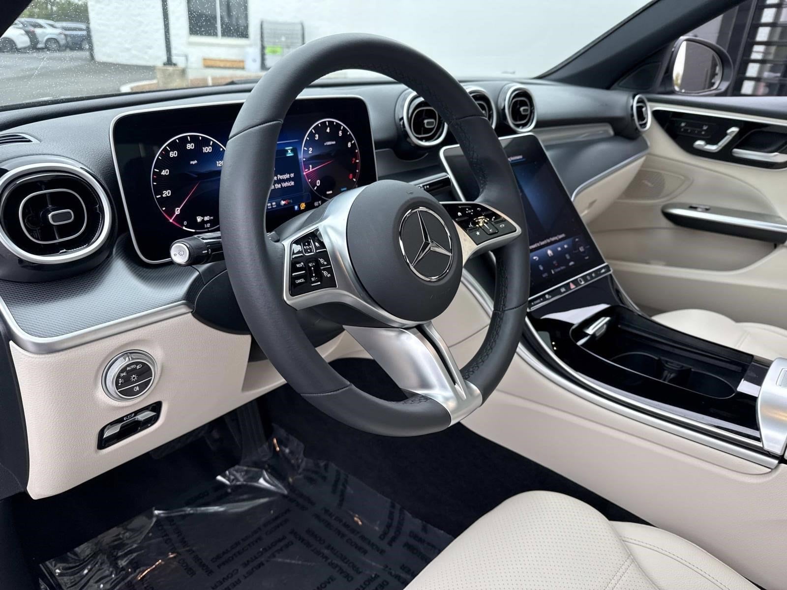 2025 MERCEDES-BENZ C-CLASS - Image 32