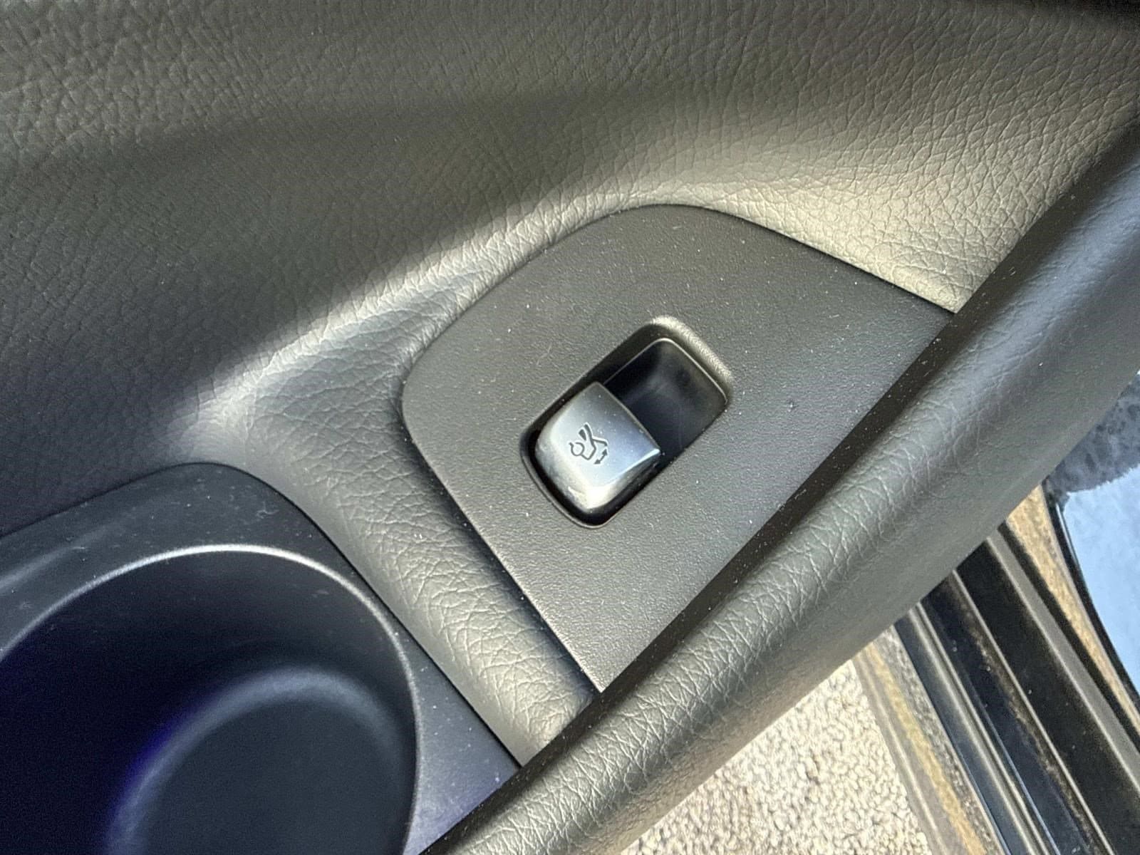 2021 MERCEDES-BENZ E-CLASS - Image 26