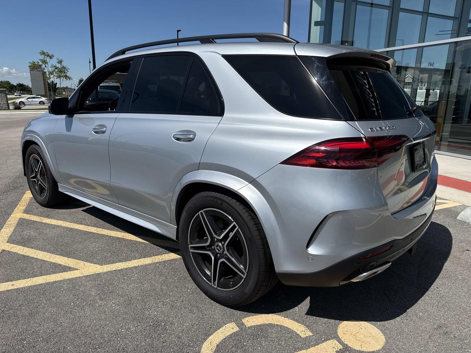 2025 Mercedes-Benz GLE GLE580 - Photo 9