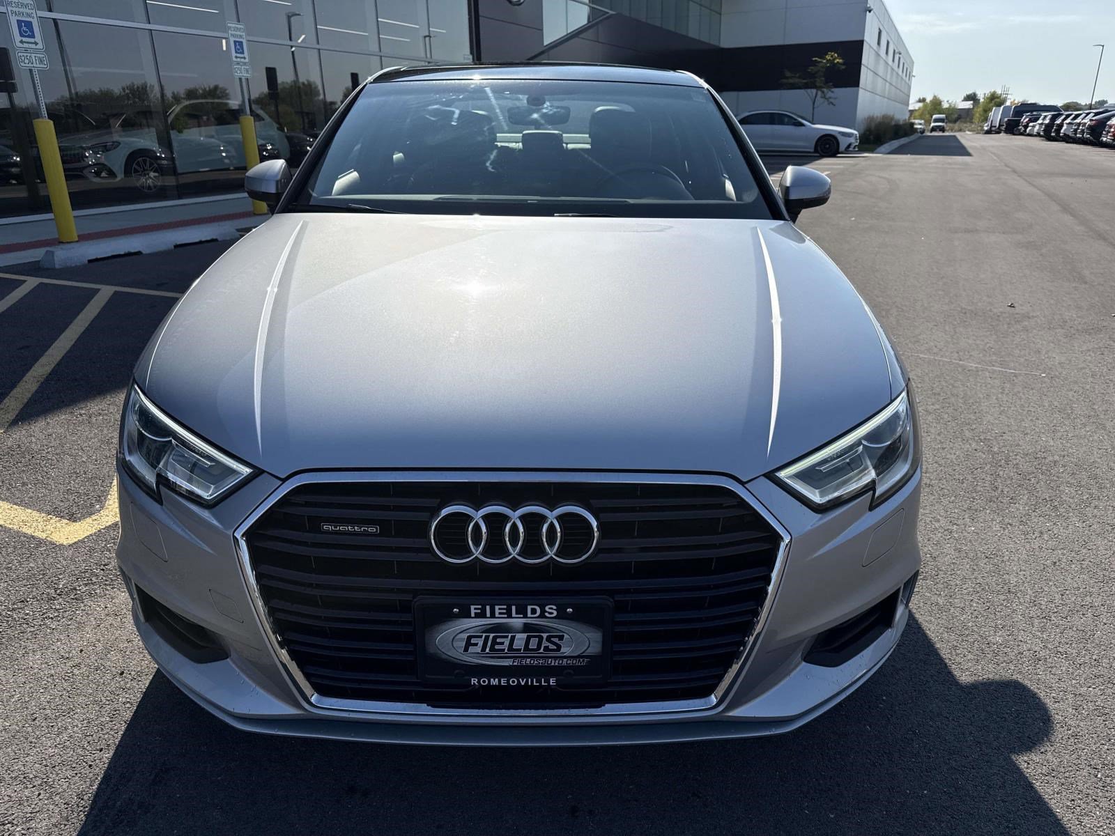 2017 Audi A3 2.0T Premium photo 3
