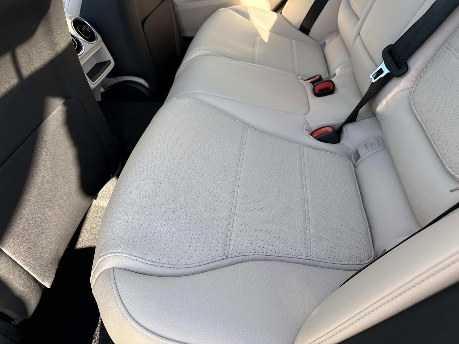 2026 MERCEDES-BENZ C-CLASS - Image 15