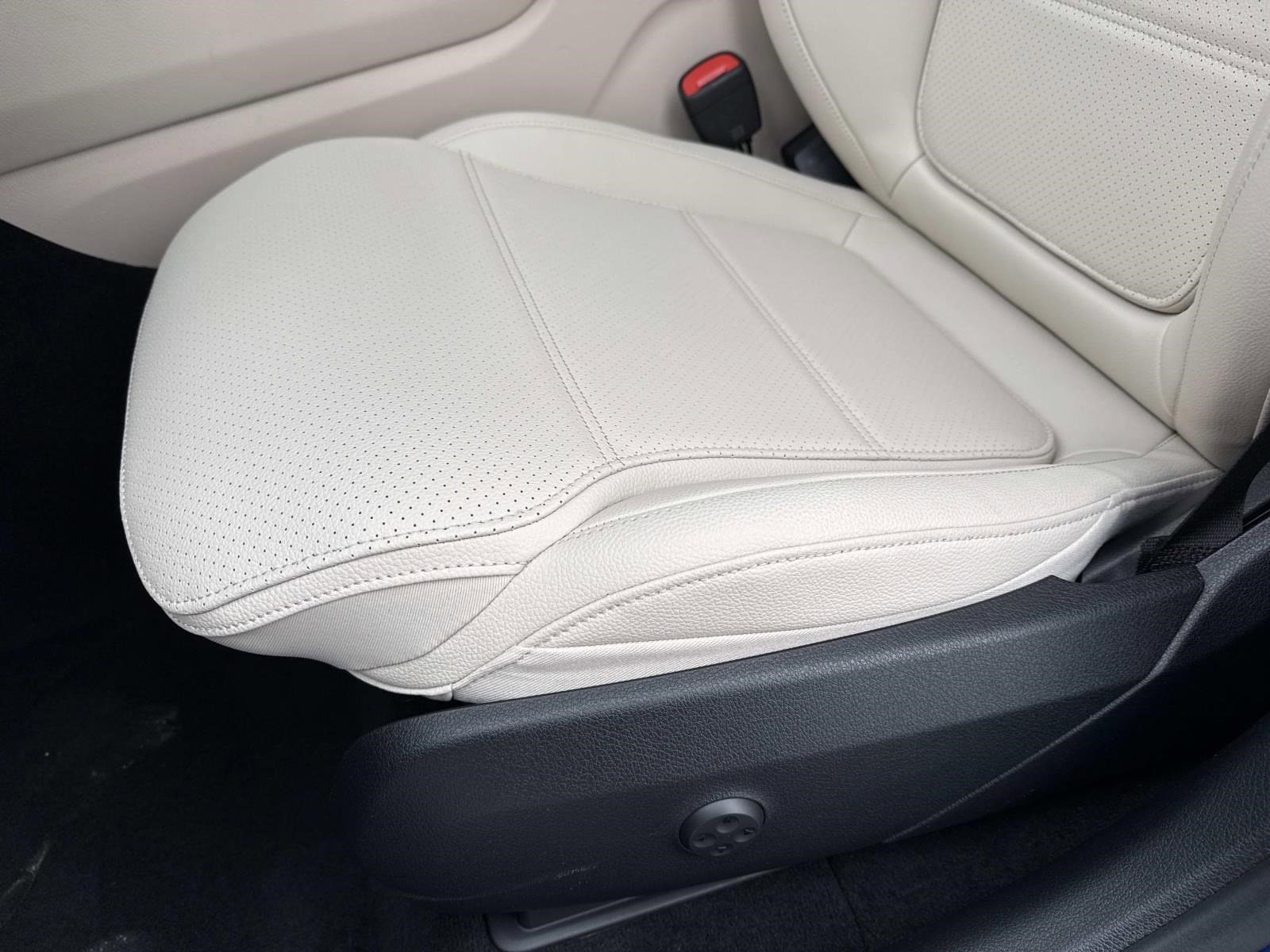 2026 MERCEDES-BENZ GLC-CLASS - Image 27