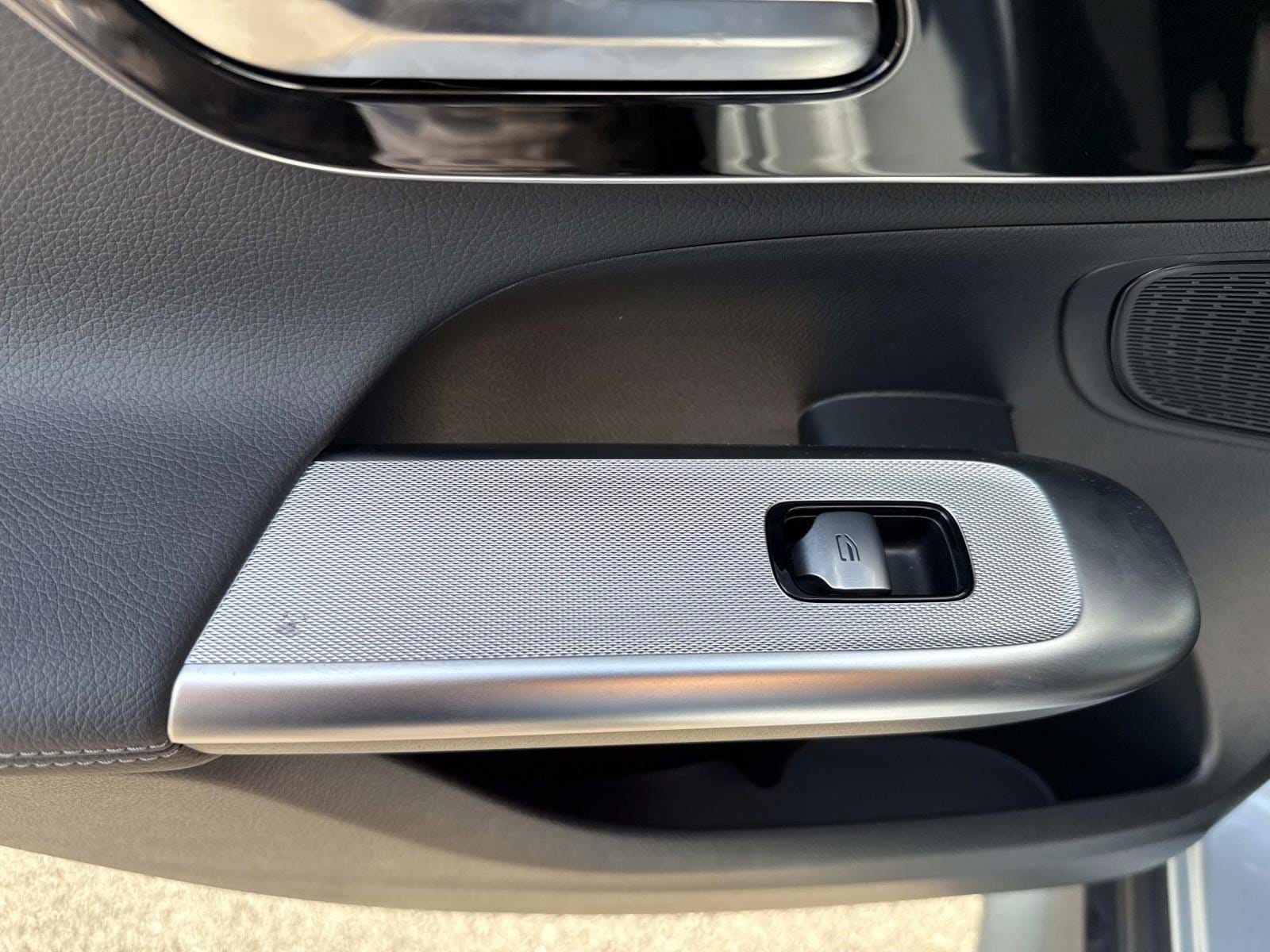 2025 MERCEDES-BENZ GLC-CLASS - Image 16