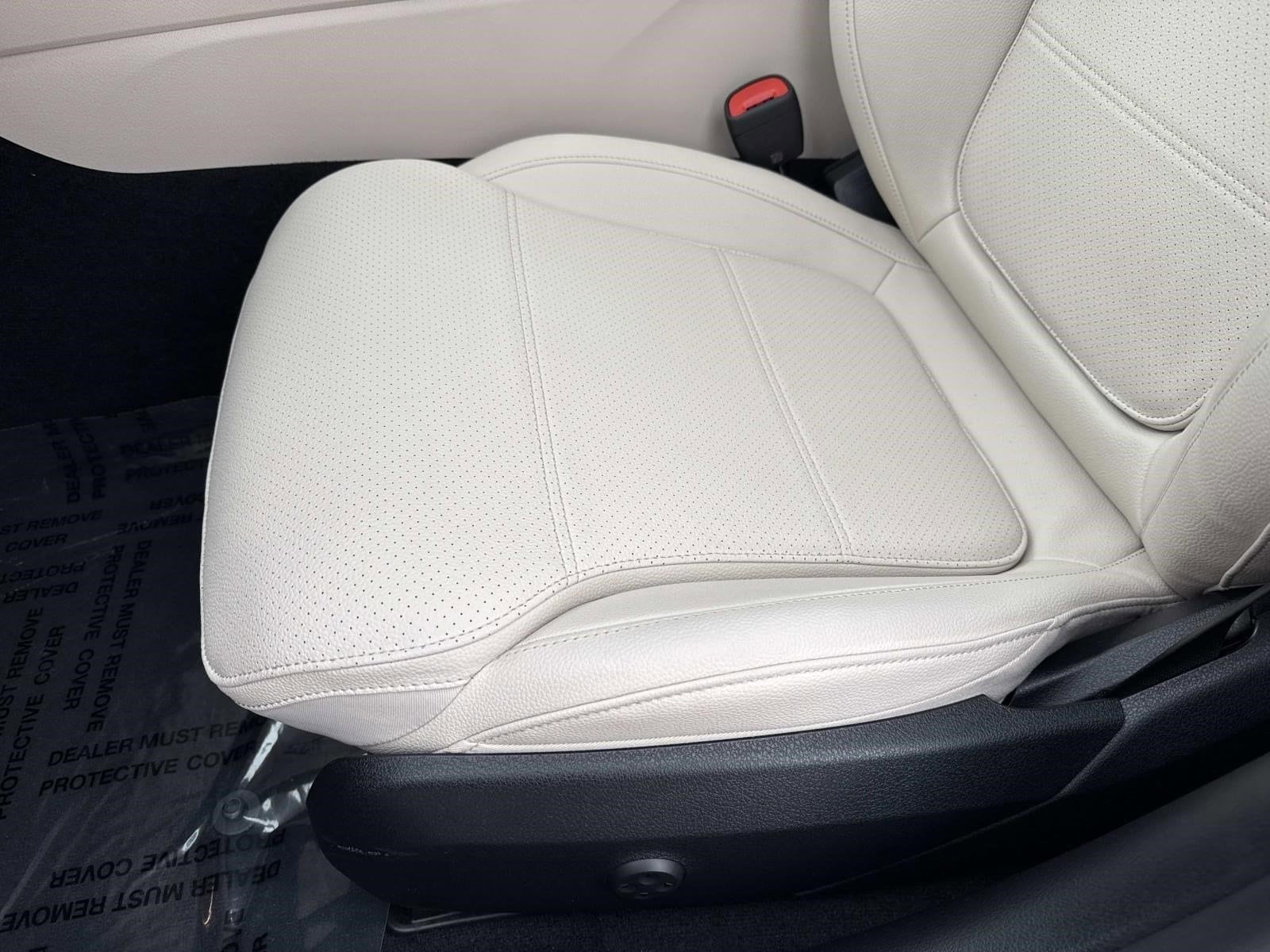 2025 MERCEDES-BENZ C-CLASS - Image 29