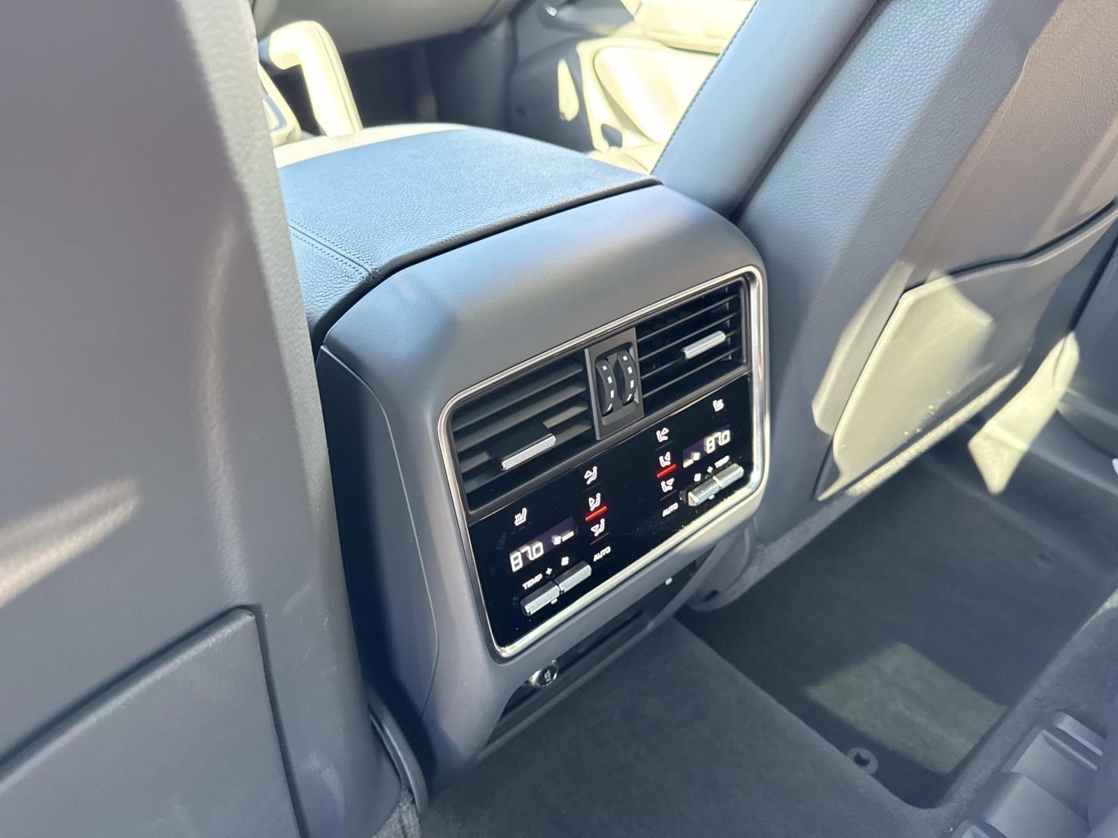 2023 PORSCHE CAYENNE - Image 20