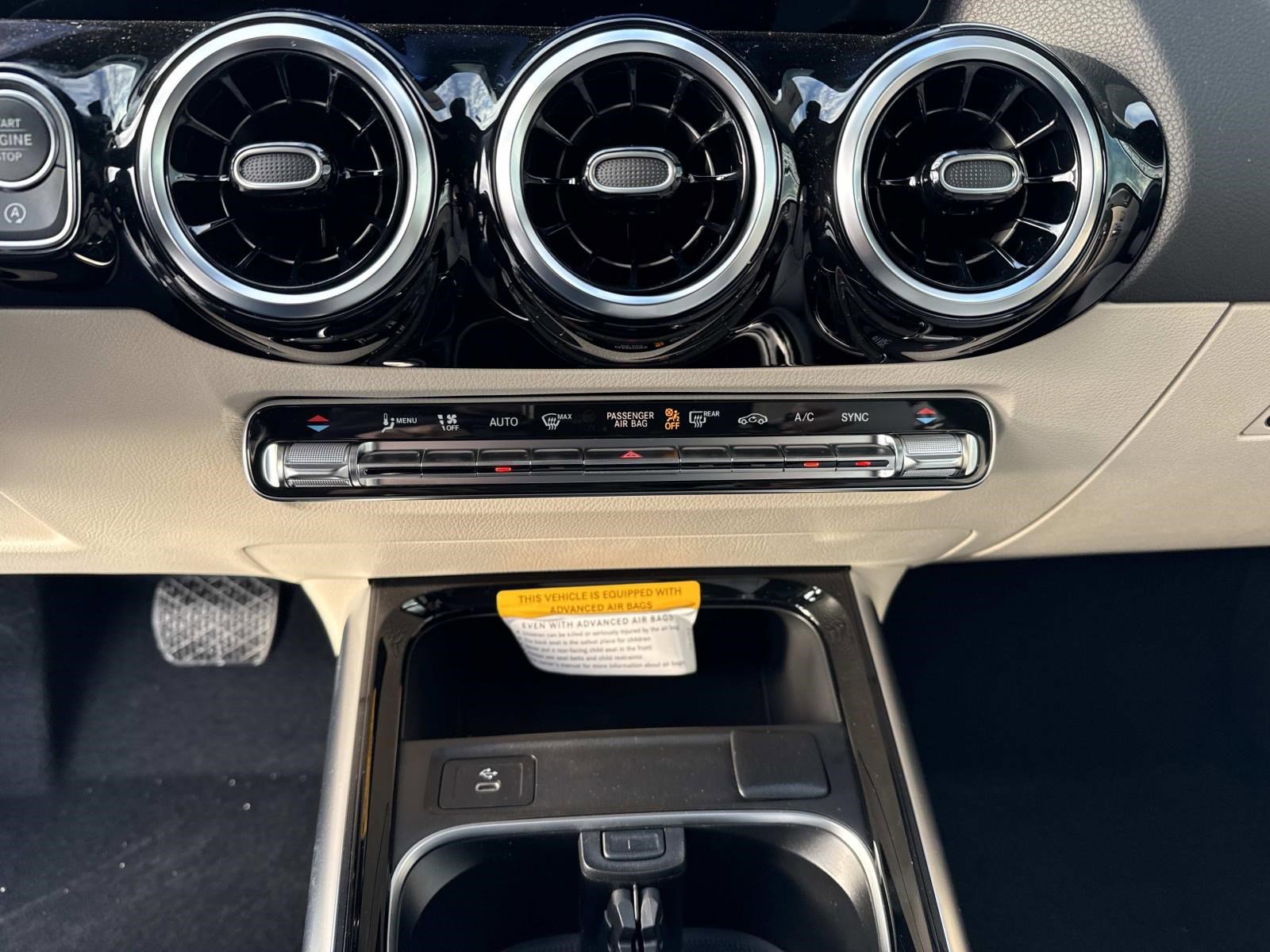 2025 MERCEDES-BENZ GLA-CLASS - Image 33