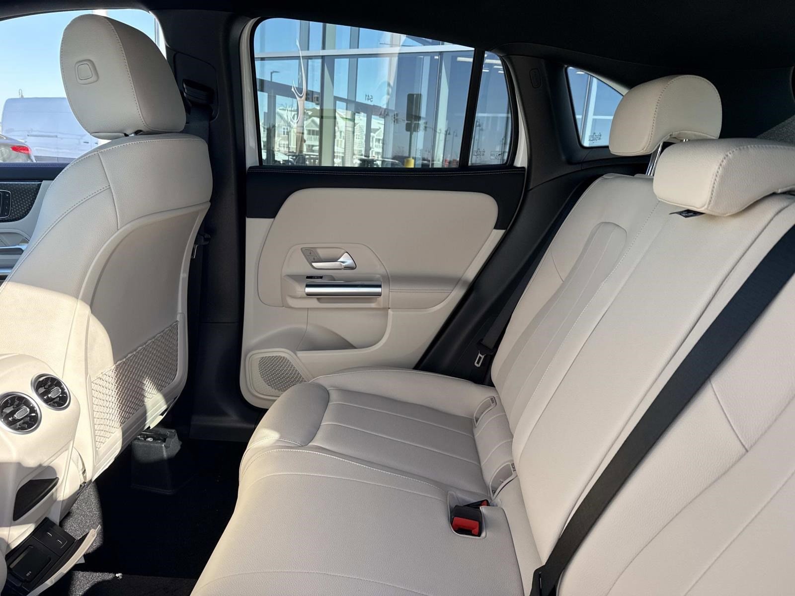 2026 MERCEDES-BENZ GLA-CLASS - Image 17