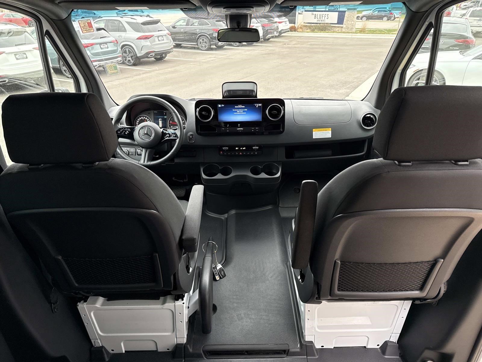 2025 MERCEDES-BENZ SPRINTER - Image 9