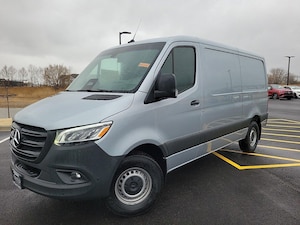 2025 Mercedes-Benz 2500 Standard Roof I4 Diesel HO 144 RWD Standard Roof 4-Cyl Diesel HO Van Cargo Van