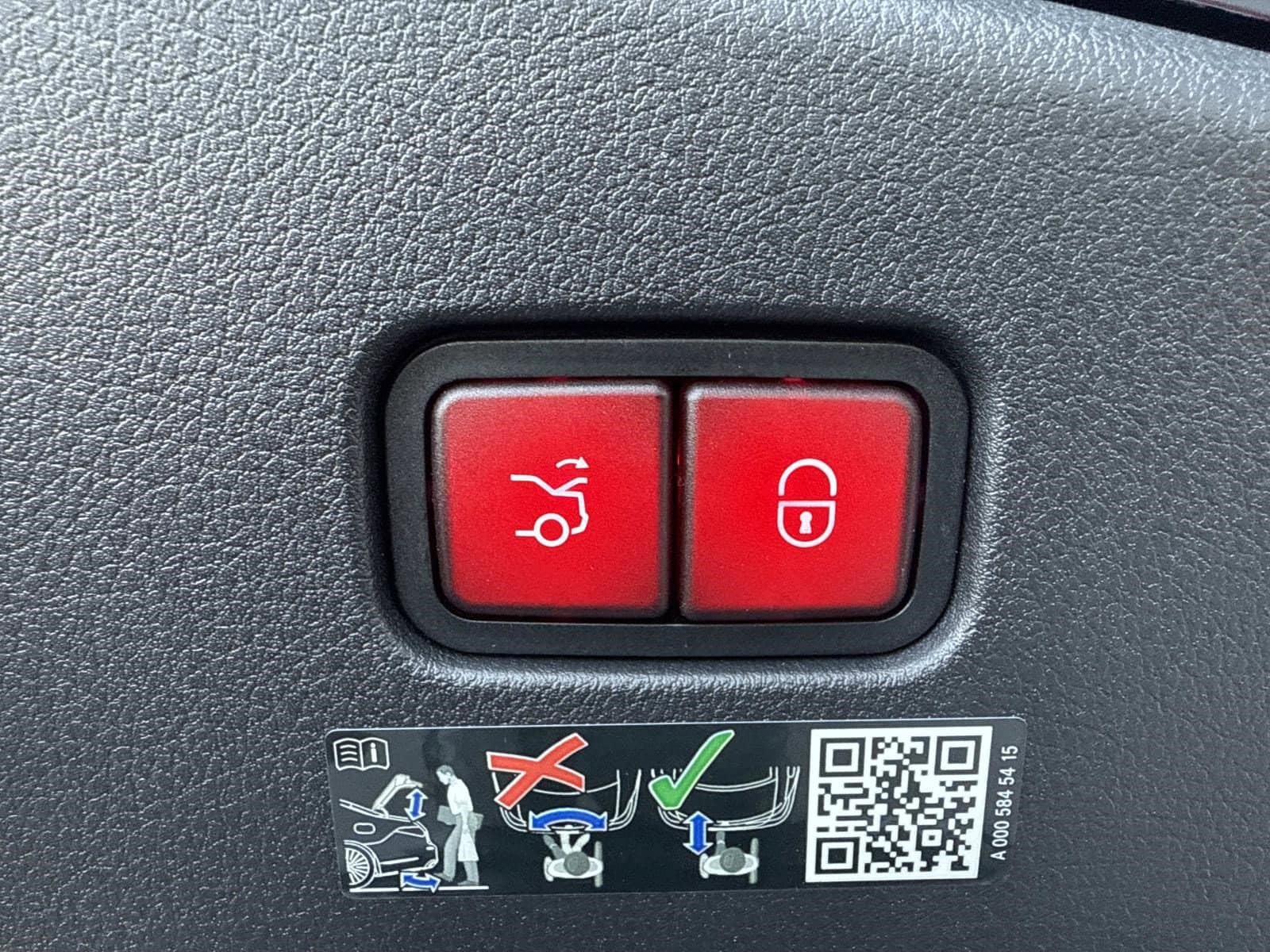 2026 MERCEDES-BENZ CLE - Image 14