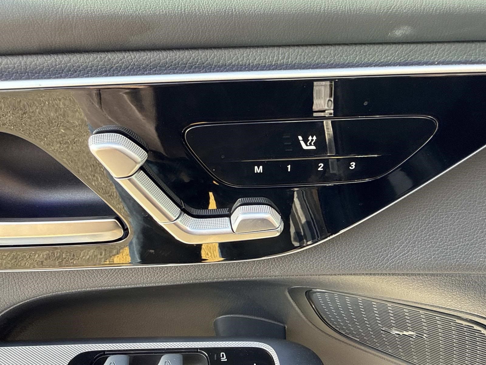 2025 MERCEDES-BENZ GLC-CLASS - Image 24