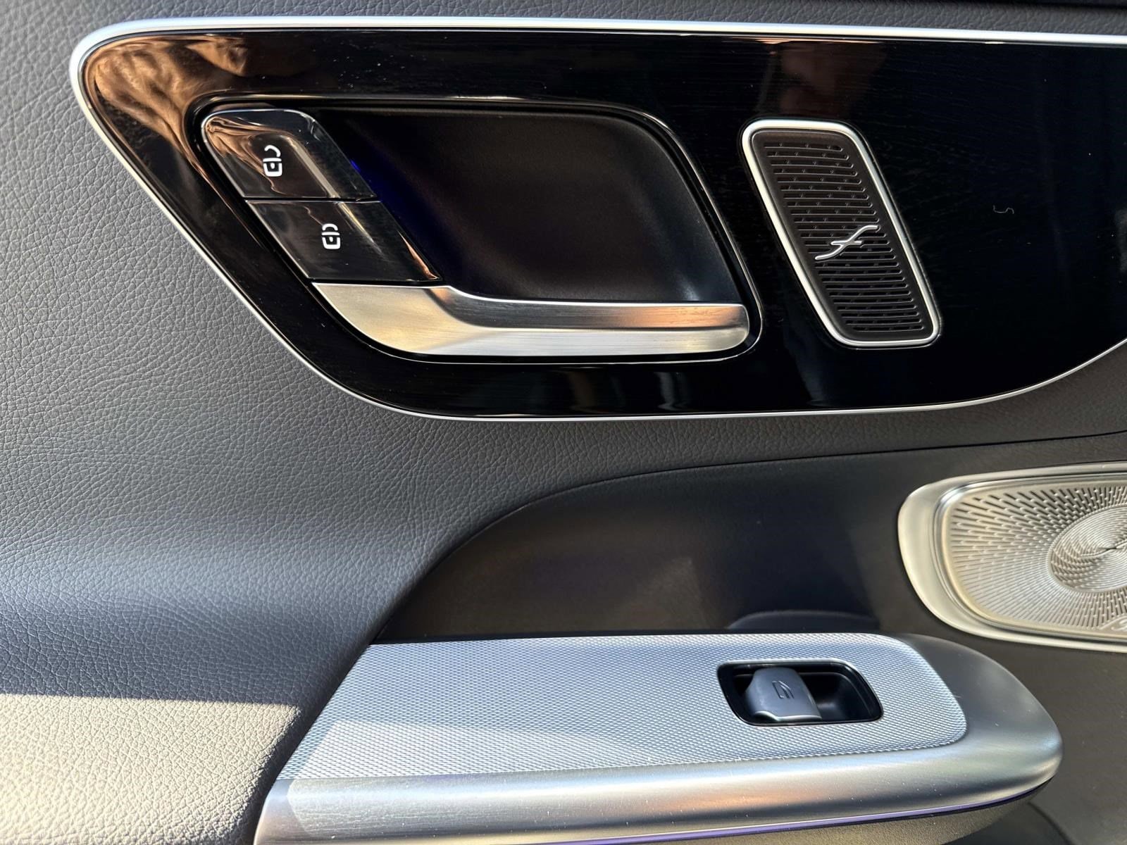 2025 MERCEDES-BENZ GLC-CLASS - Image 16