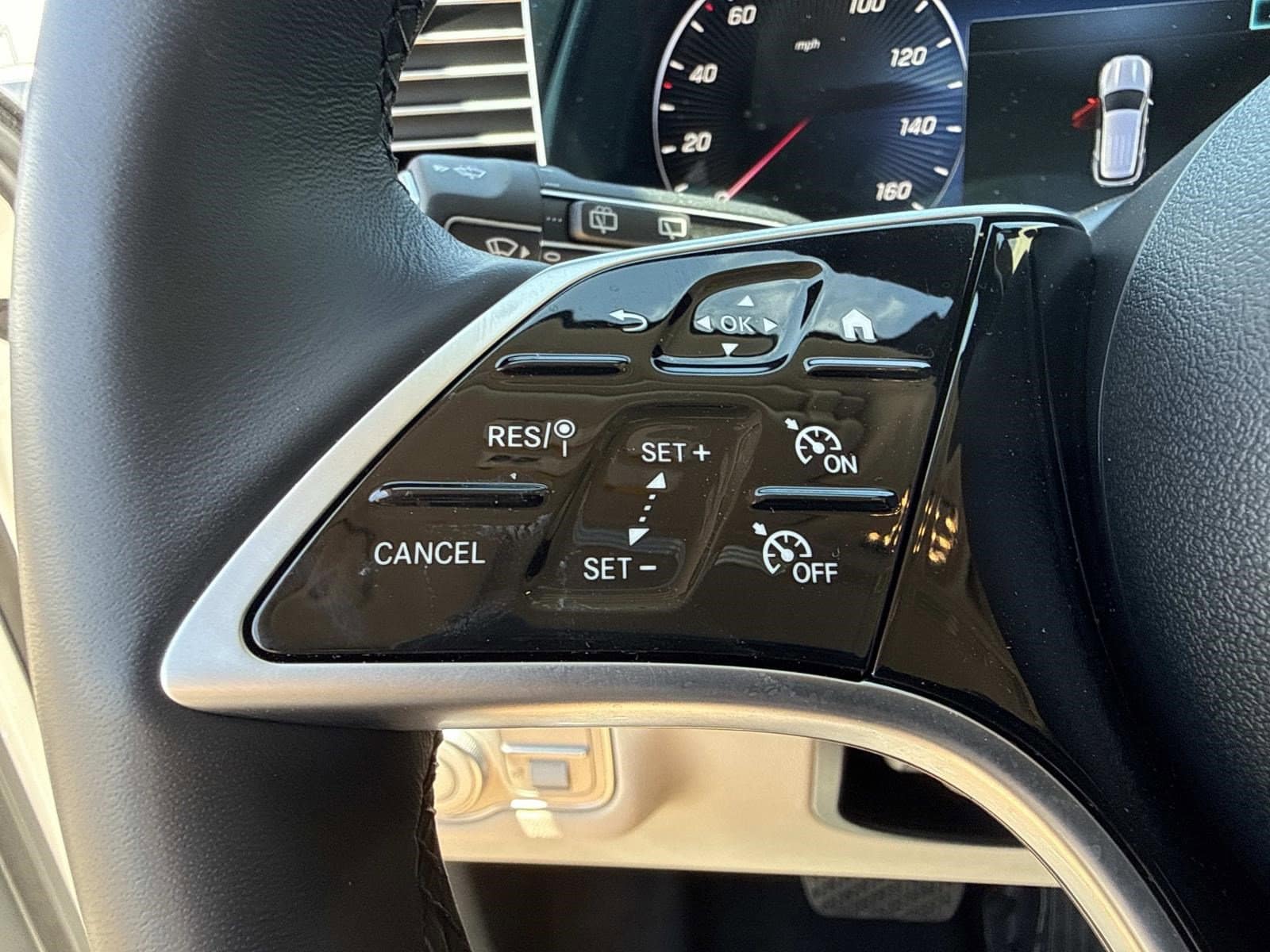 2026 Mercedes-Benz GLE GLE450 - Photo 40