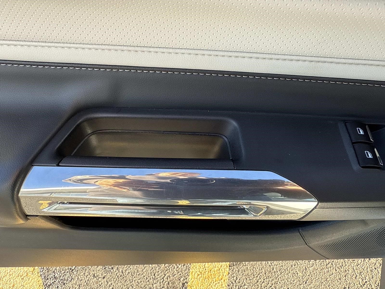 2024 FORD MUSTANG - Image 18