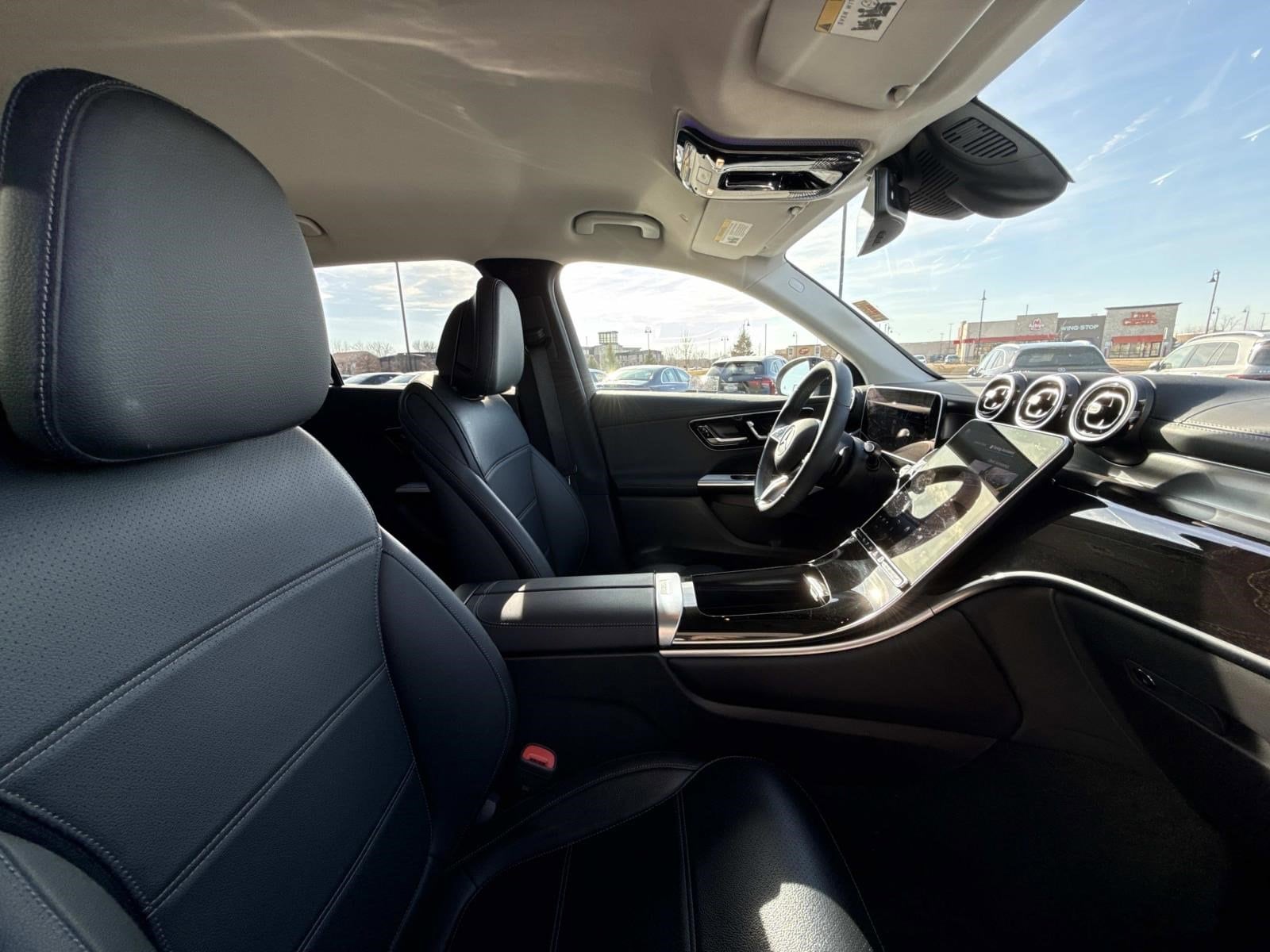 2025 MERCEDES-BENZ GLC-CLASS - Image 5