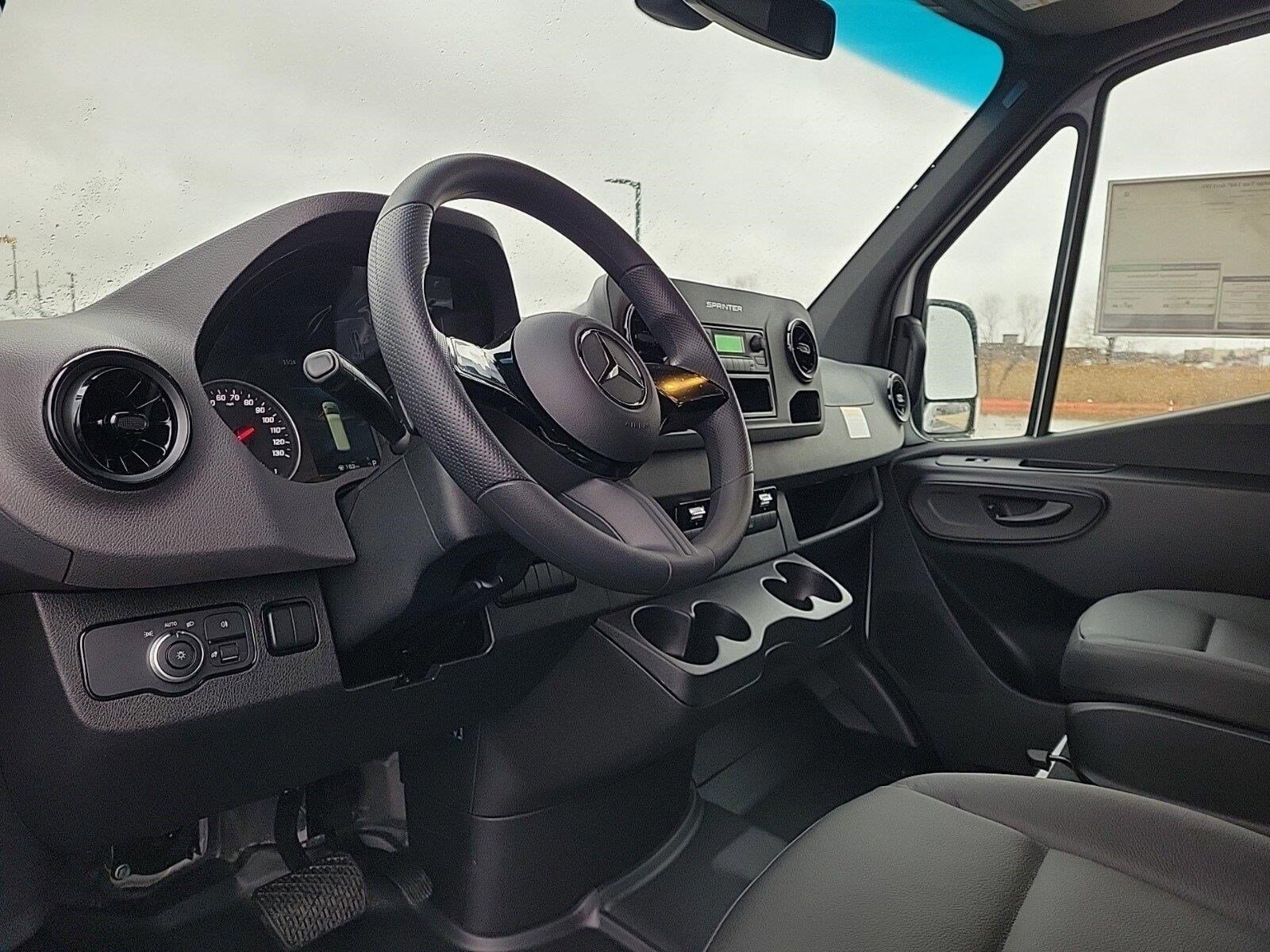 2025 MERCEDES-BENZ SPRINTER - Image 21