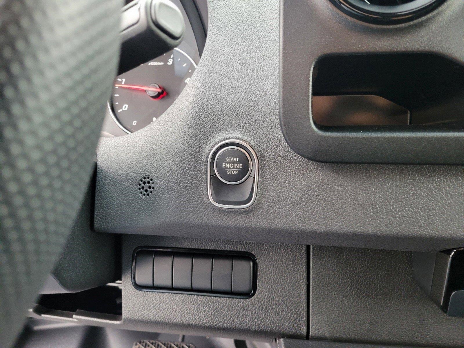 2025 MERCEDES-BENZ SPRINTER - Image 28