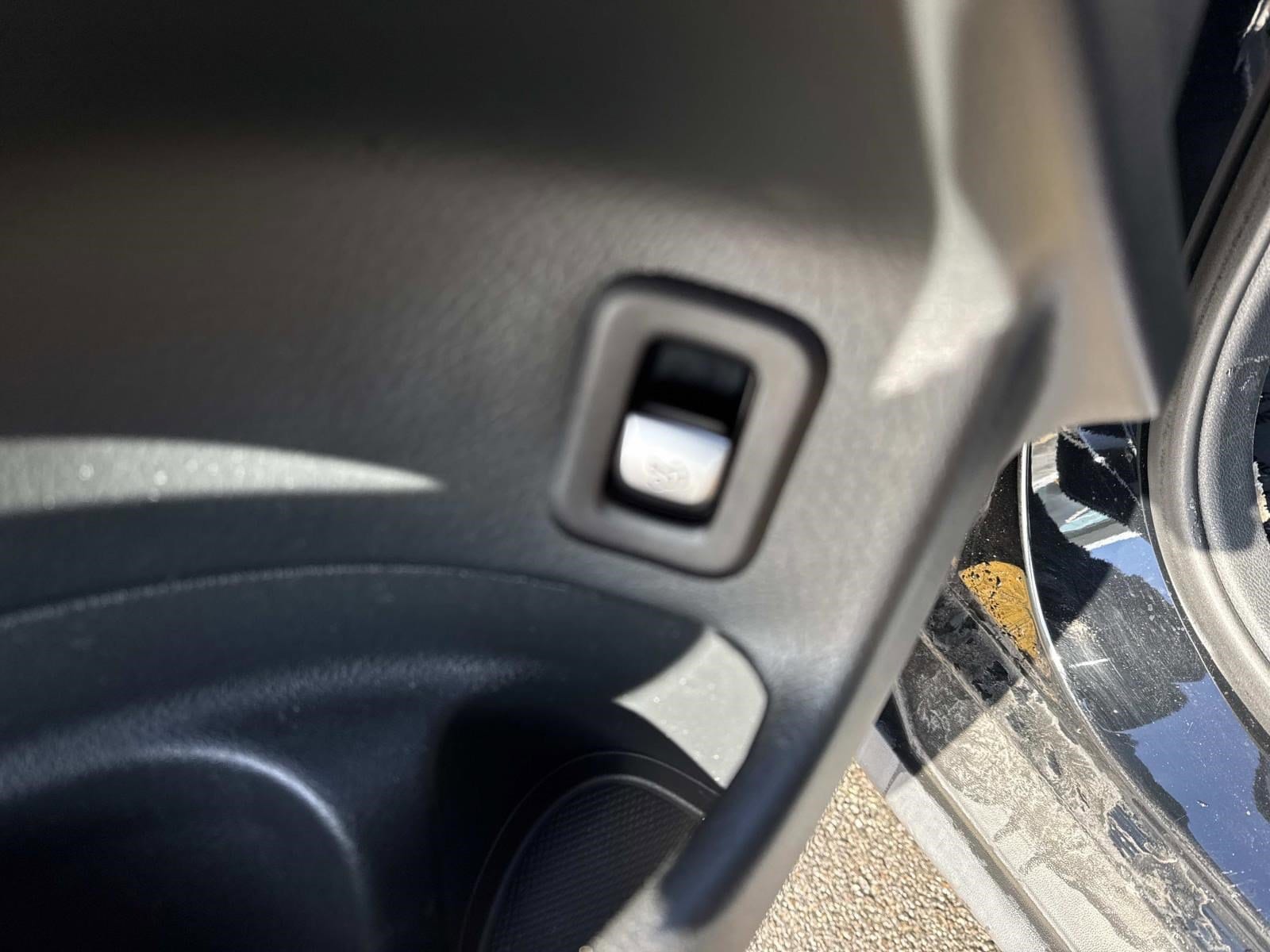 2021 MERCEDES-BENZ GLC-CLASS - Image 23