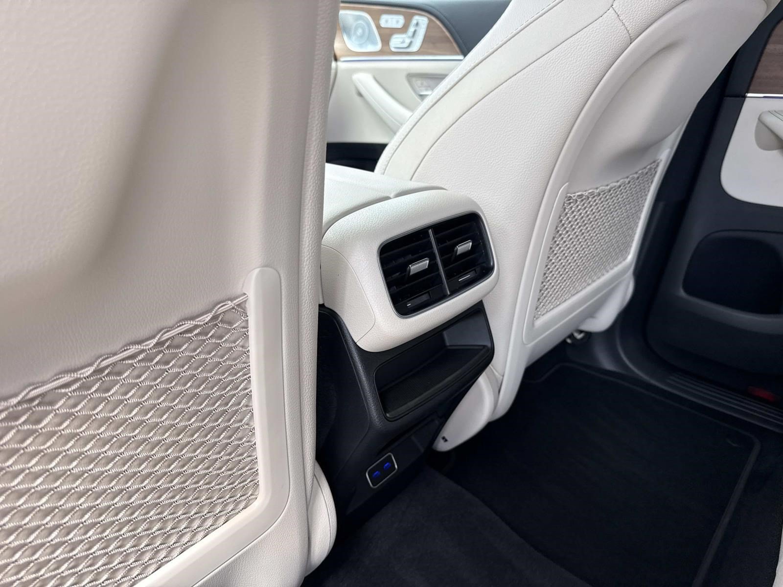 2026 Mercedes-Benz GLE GLE580 - Photo 21