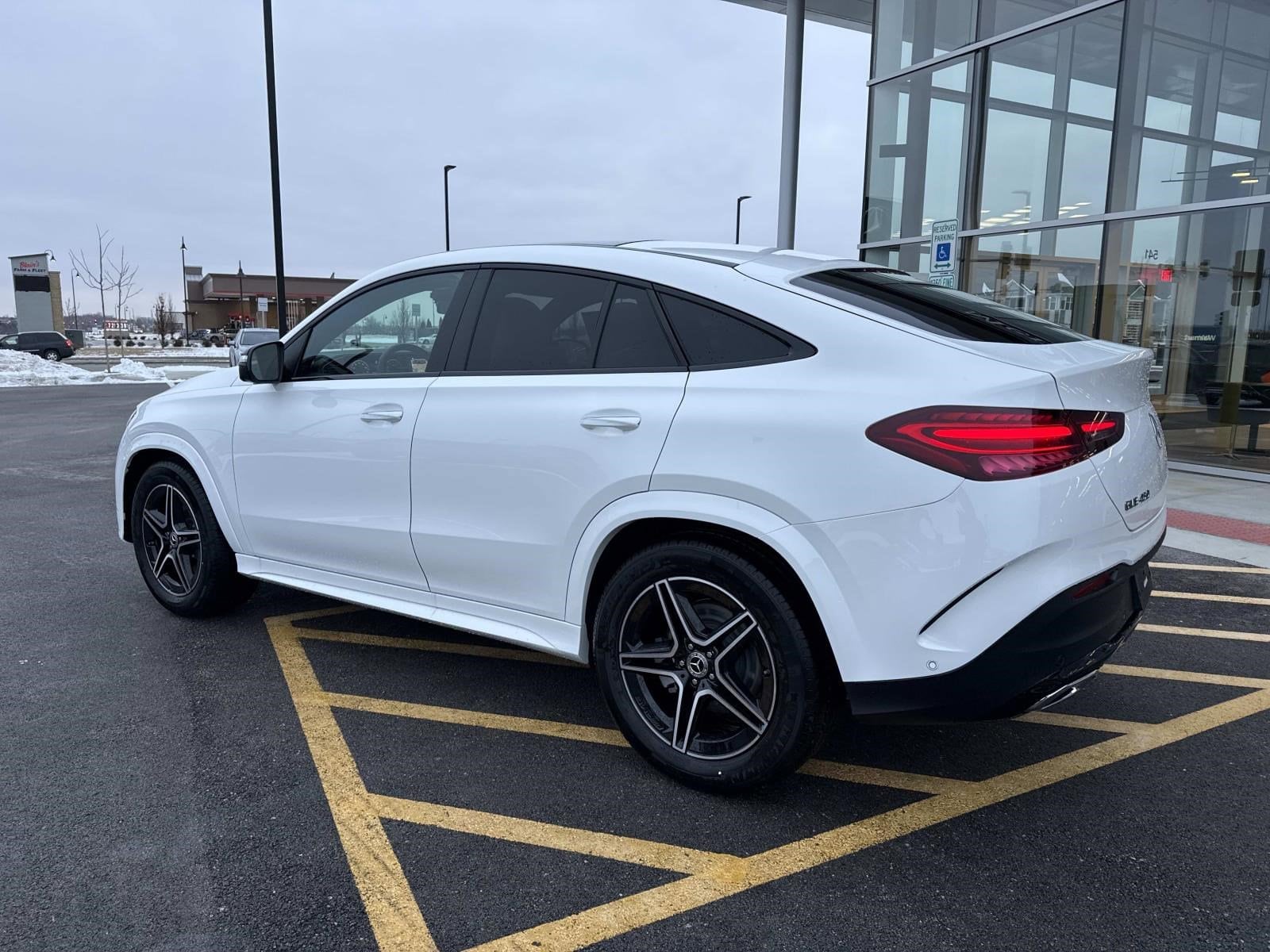 2026 MERCEDES-BENZ GLE-CLASS - Image 12