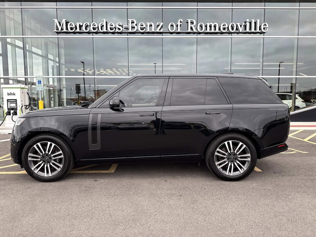 Used 2023 Land Rover Range Rover P530 SE SUV