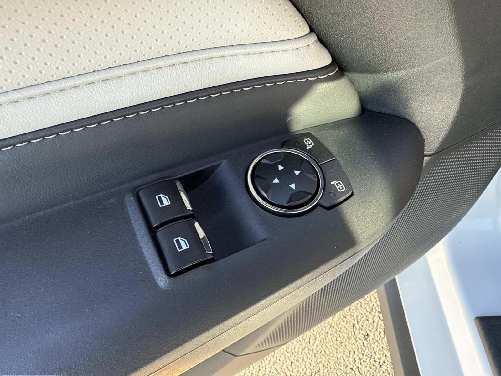 2024 FORD MUSTANG - Image 19