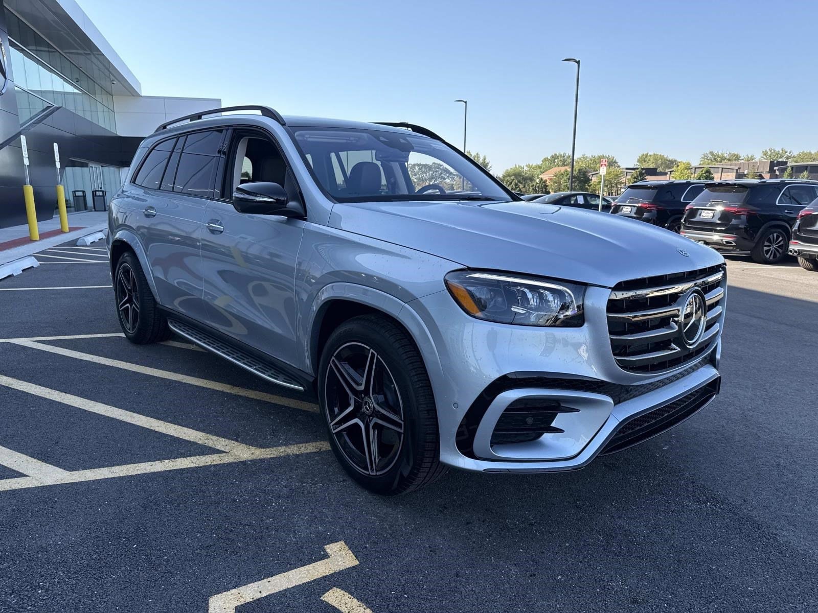 2026 MERCEDES-BENZ GLS-CLASS - Image 4