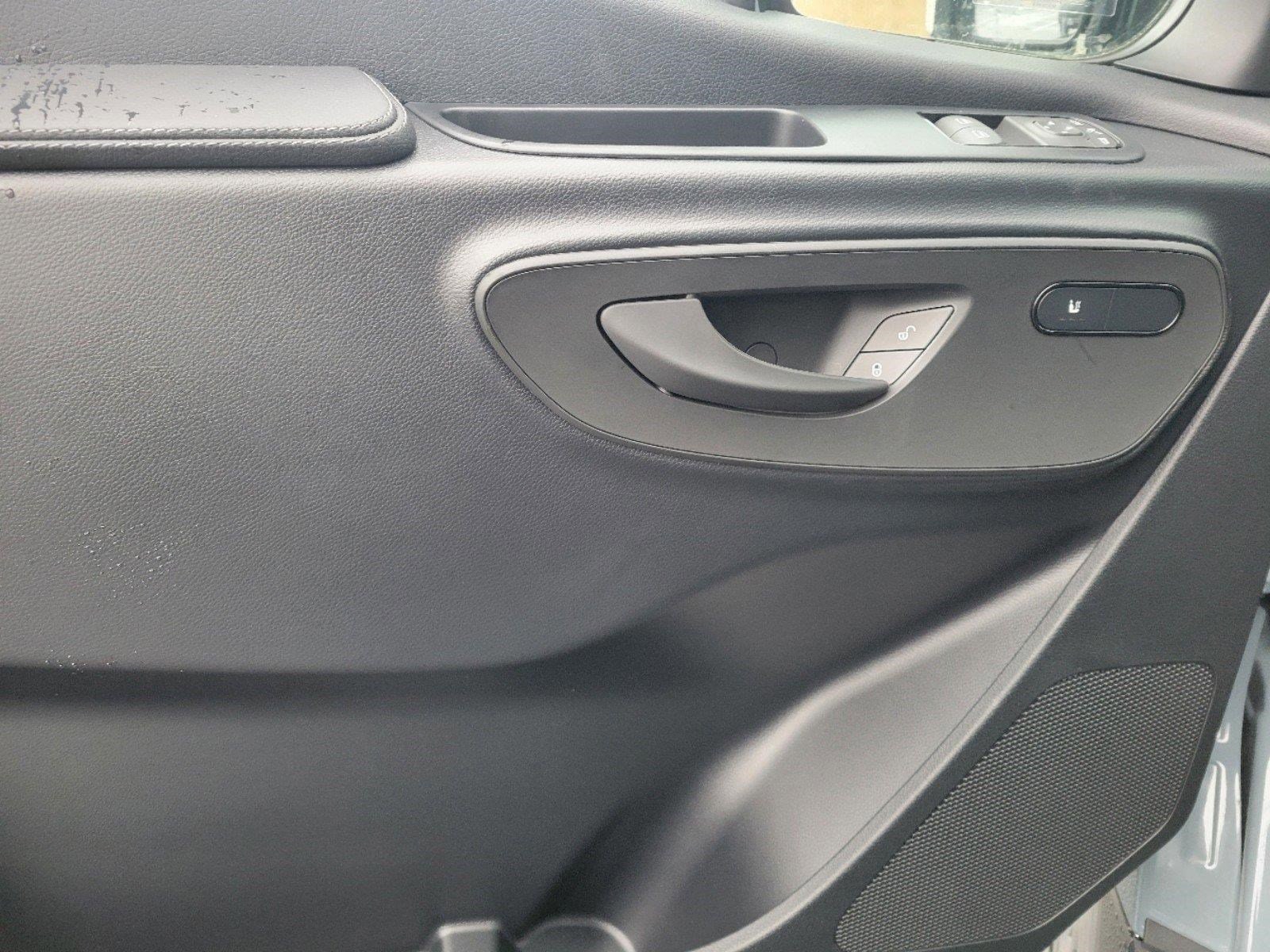 2025 MERCEDES-BENZ SPRINTER - Image 17