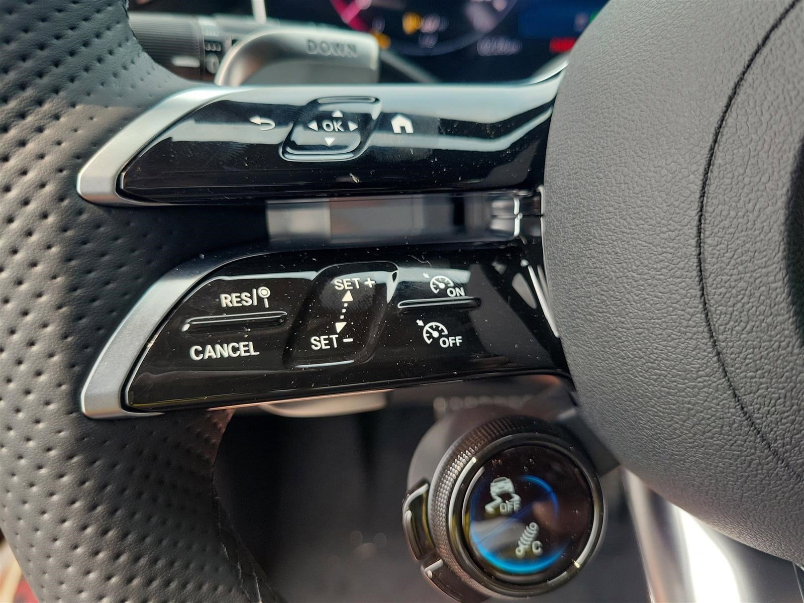 2025 MERCEDES-BENZ GLC-CLASS - Image 37