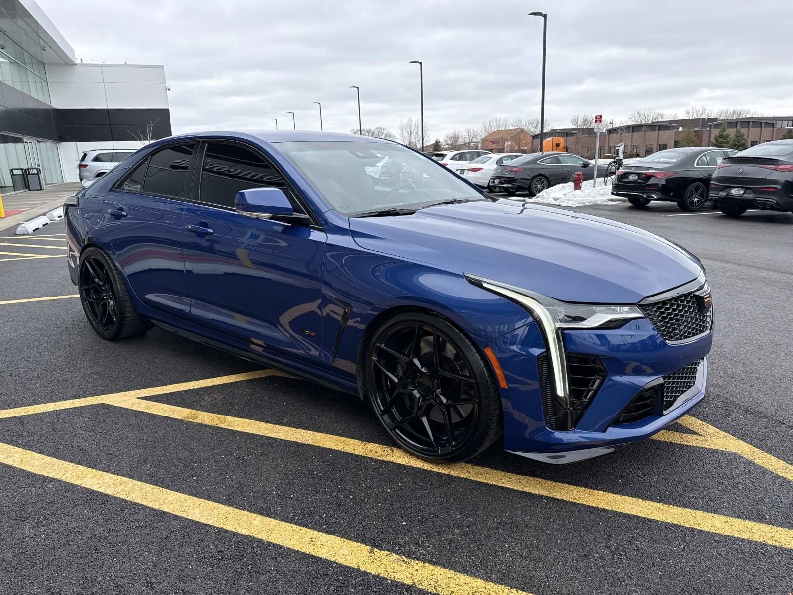 2022 CADILLAC CT4 - Image 4