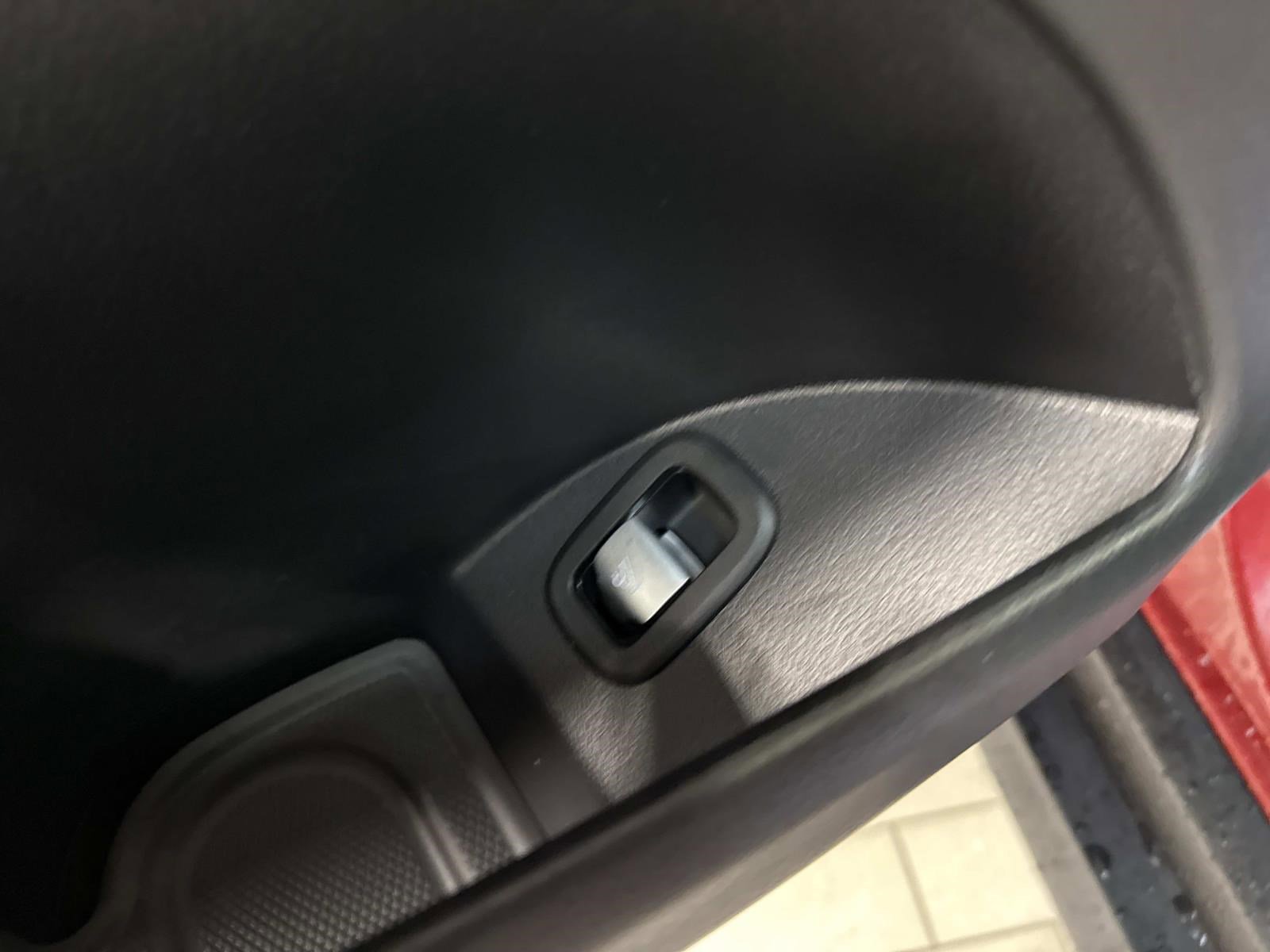 2026 MERCEDES-BENZ GLC-CLASS - Image 23