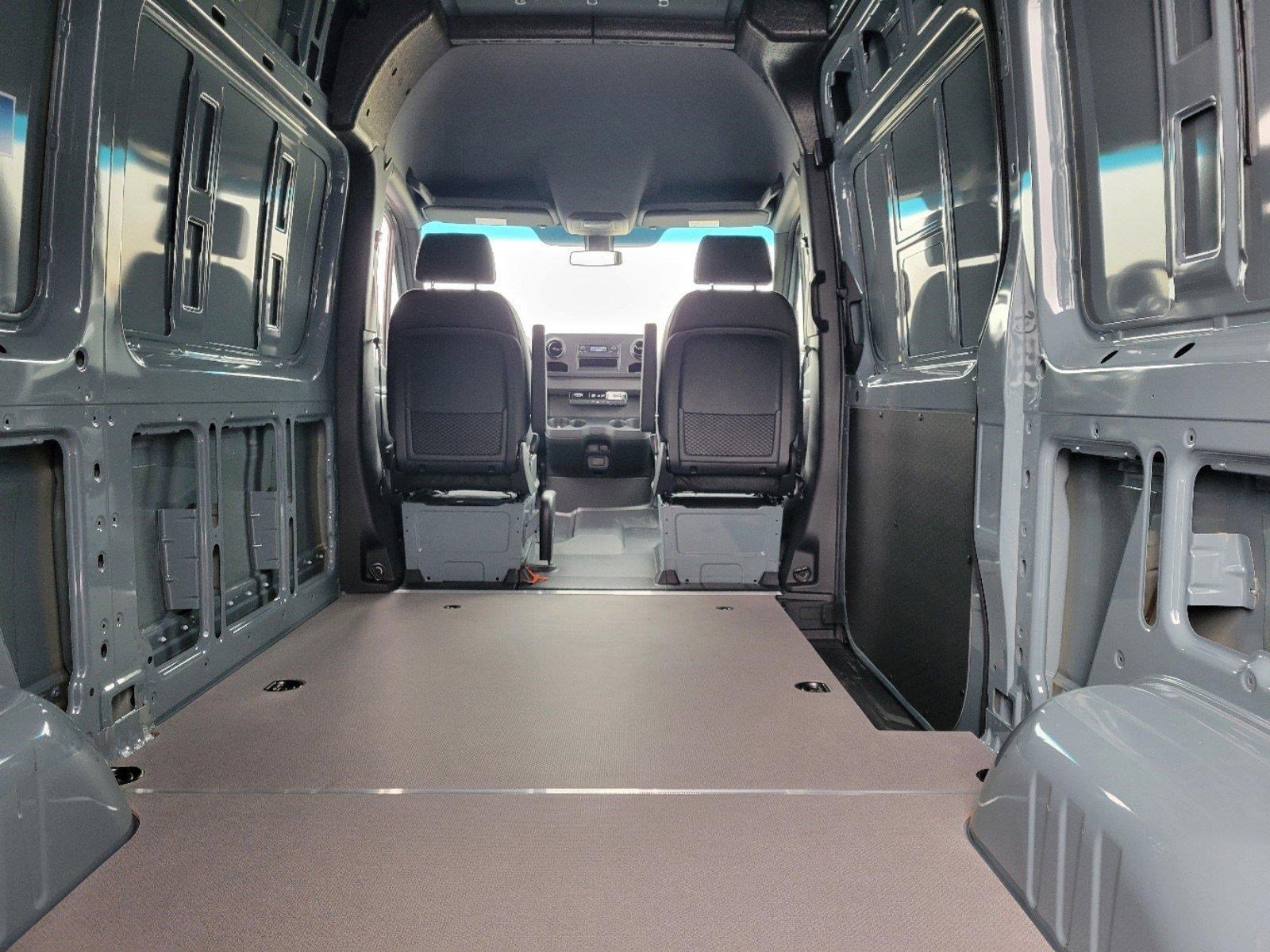 2025 MERCEDES-BENZ SPRINTER - Image 15